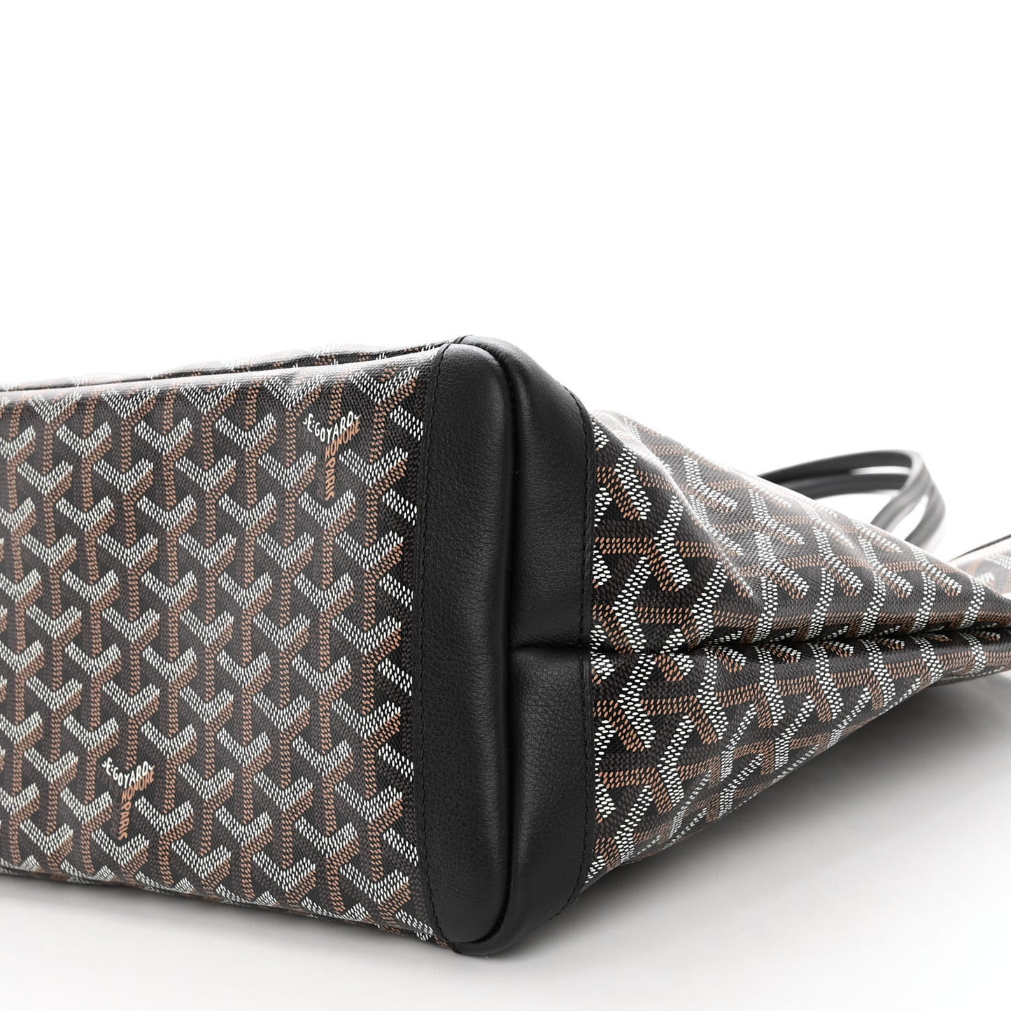 Goyardine Artois MM Black