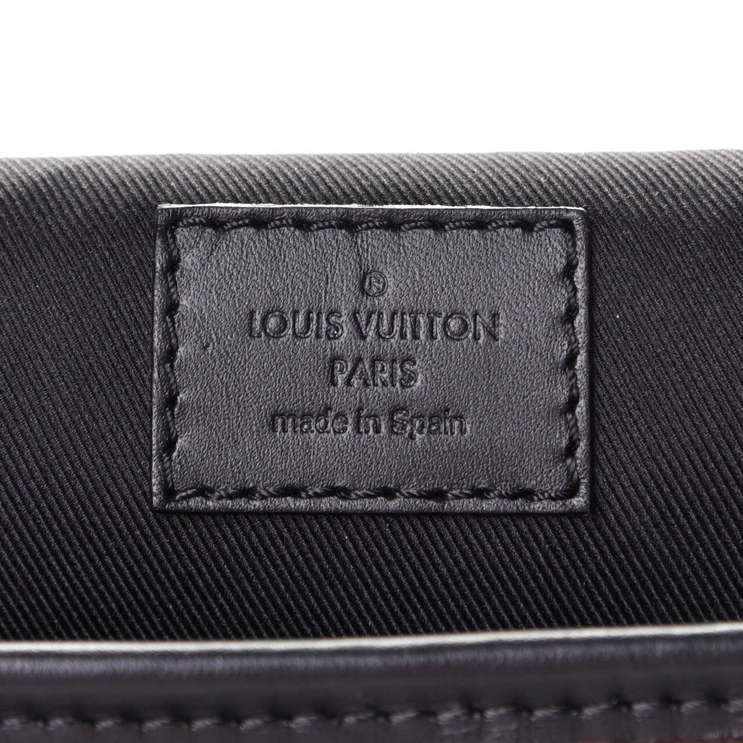 Louis Vuitton Monogram Macassar Magnetic Messenger 5 of 5