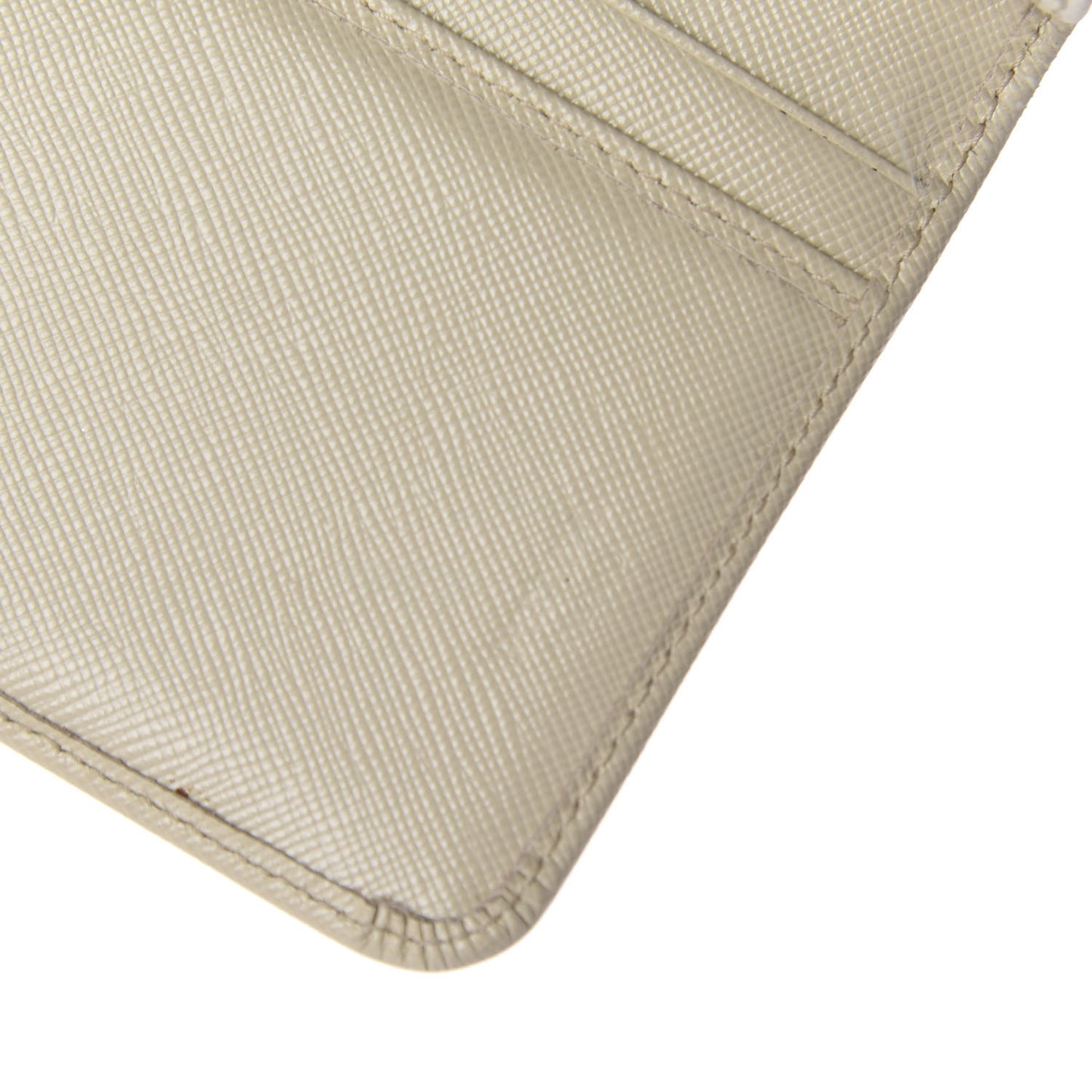Saffiano Metal Compact Wallet Cera