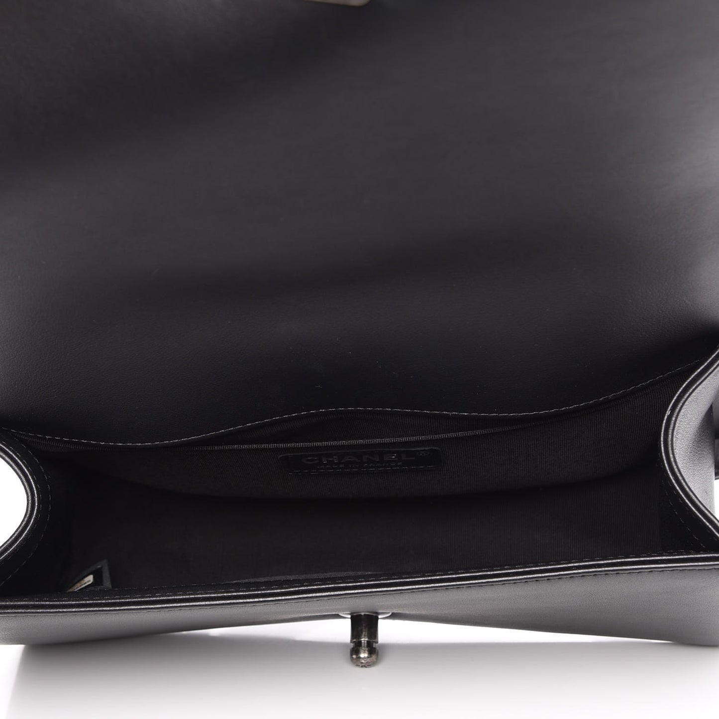 Calfskin Chevron Quilted Medium Boy Flap Black