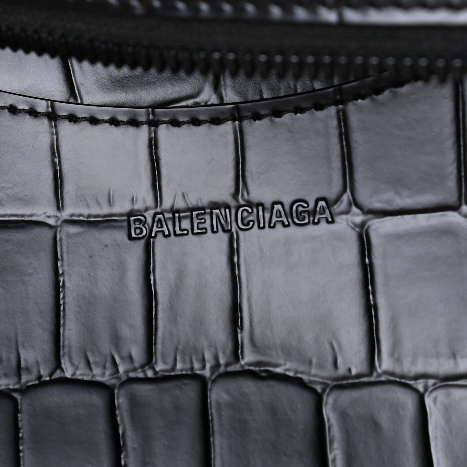 Balenciaga Semi Shiny Calfskin Crocodile Embossed Neo Classic Black Hardware S City Black 9 of 10