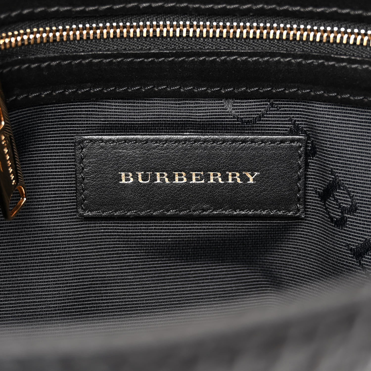 Burberry Signature Grain Large Mildenhall Shoulder Bag Black 6 of 13