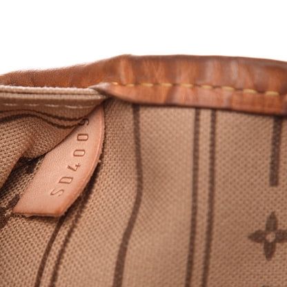 Louis Vuitton Monogram Neverfull MM 7 of 17