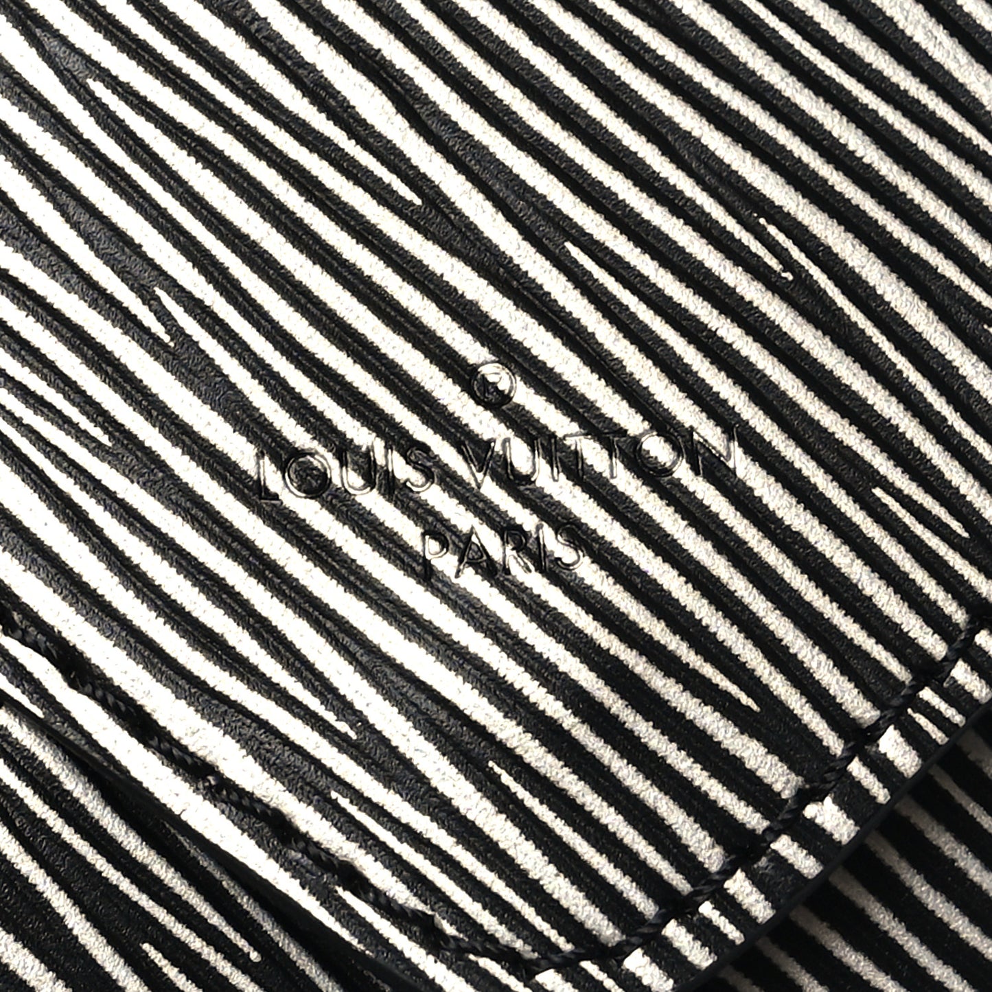 Metallic Epi Medium Kirigami Pochette Insert Platine