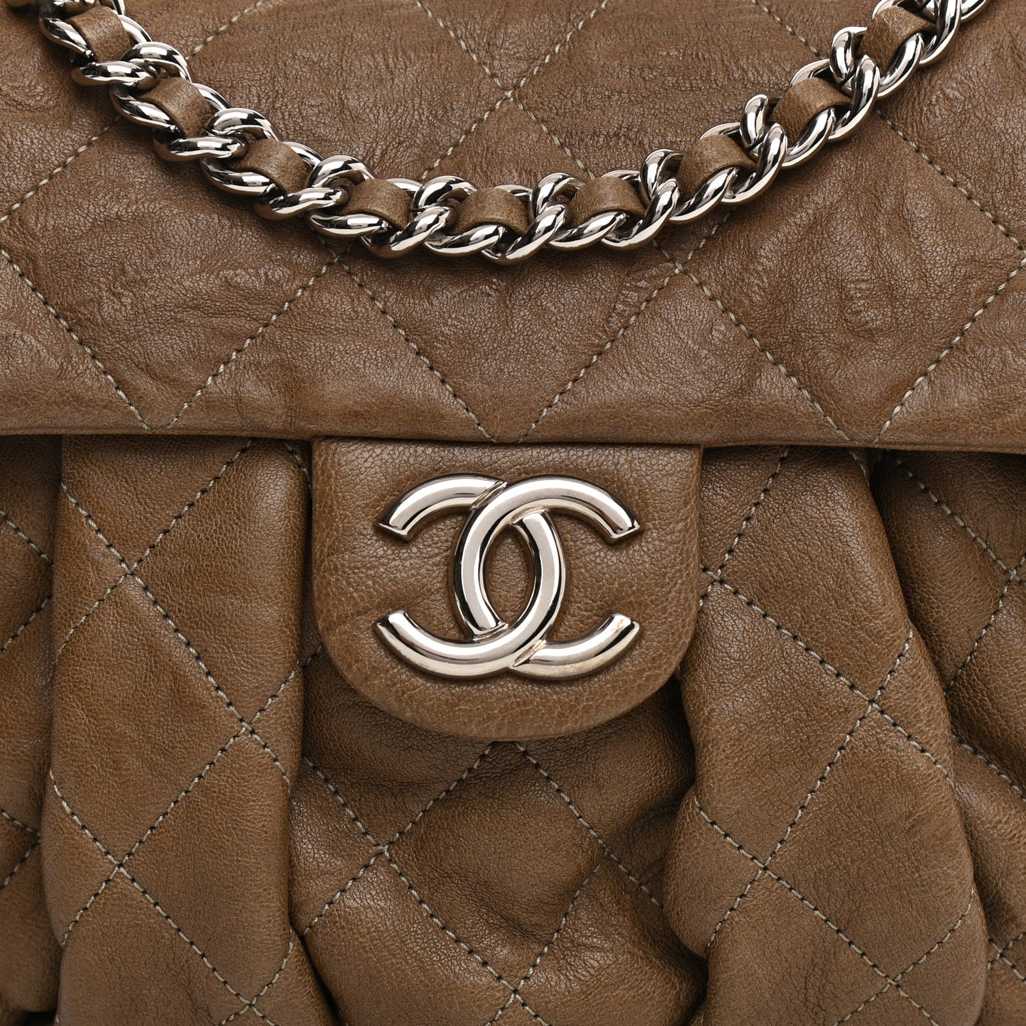 Washed Lambskin Quilted Medium Chain Around Messenger Taupe