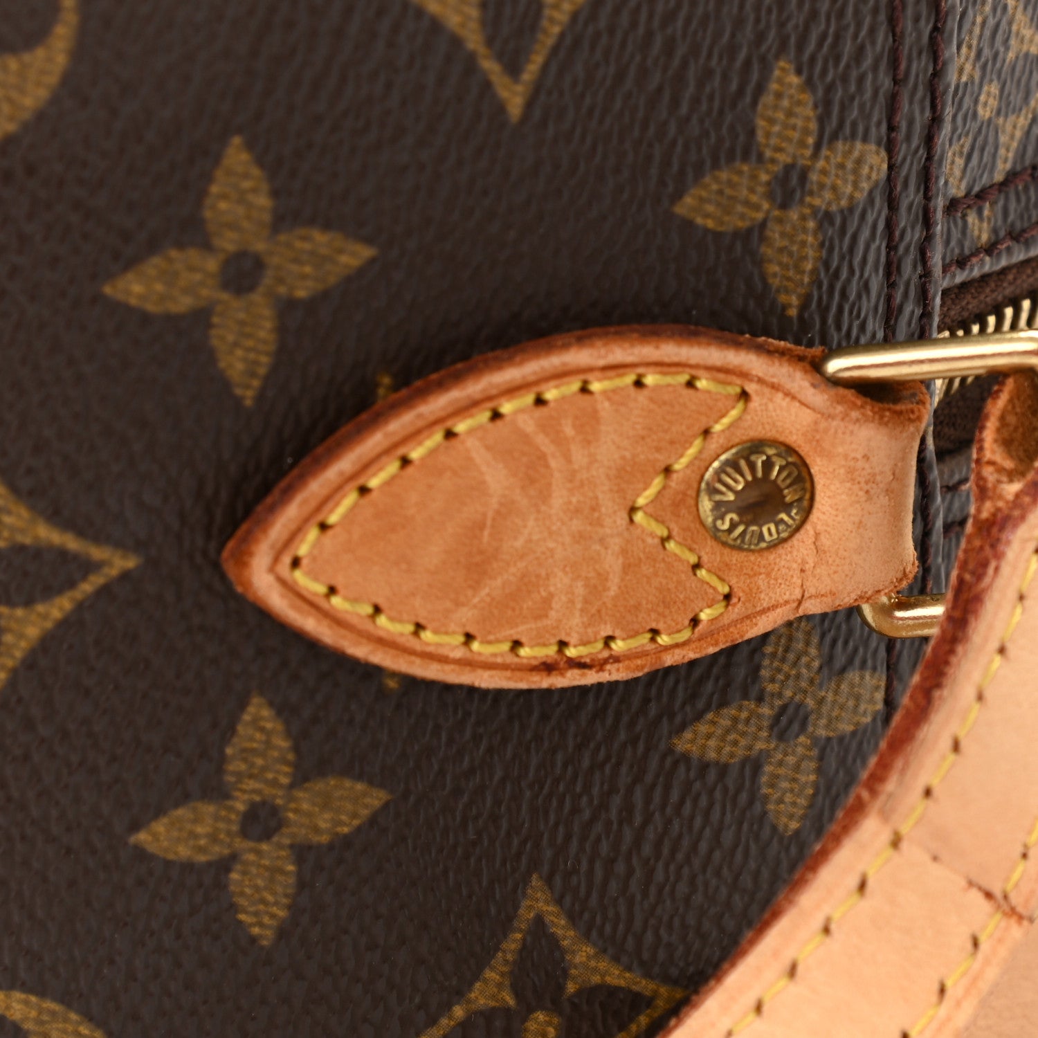 Louis Vuitton Monogram Blois 11 of 14
