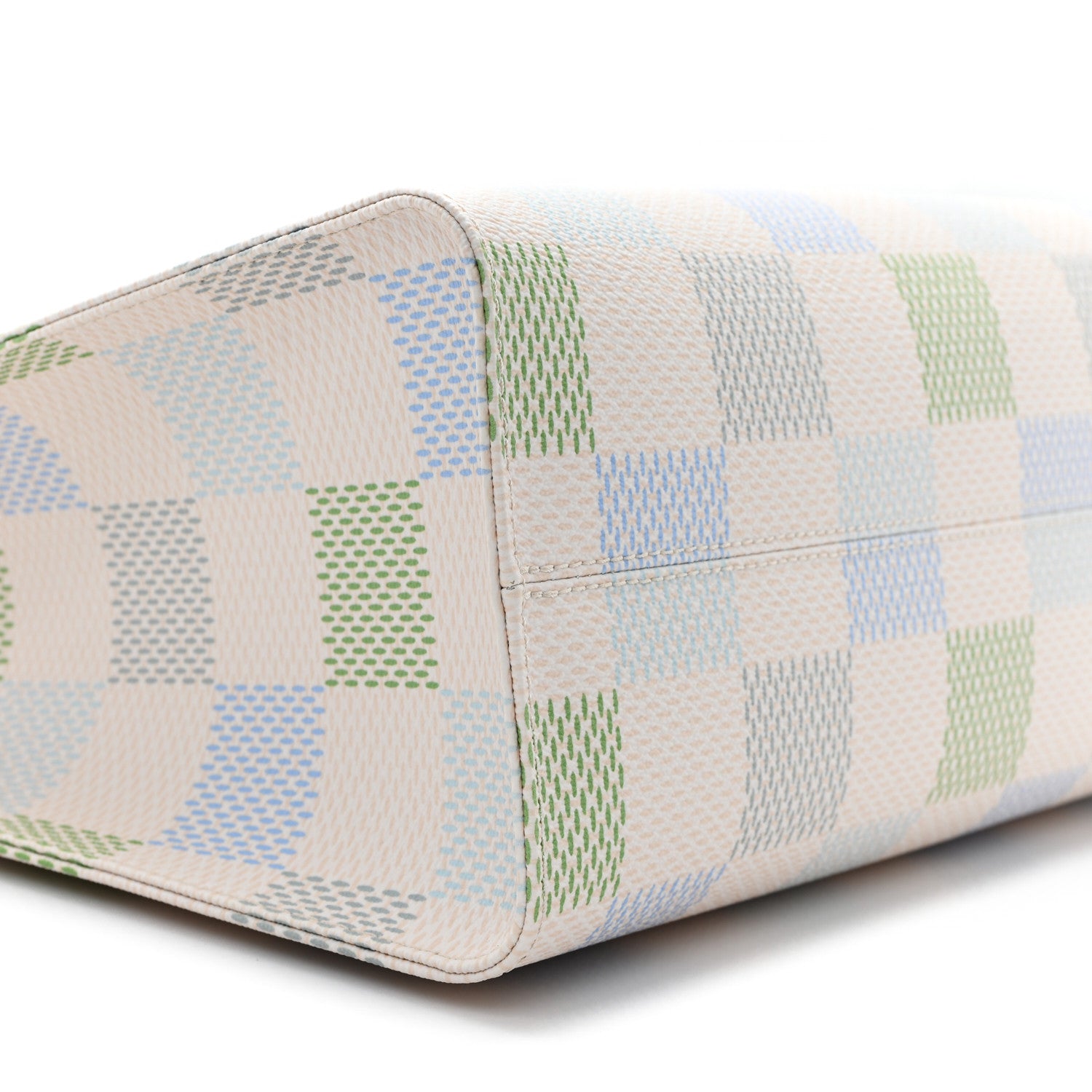 Louis Vuitton Damier Giant Onthego MM Pistachio 8 of 10