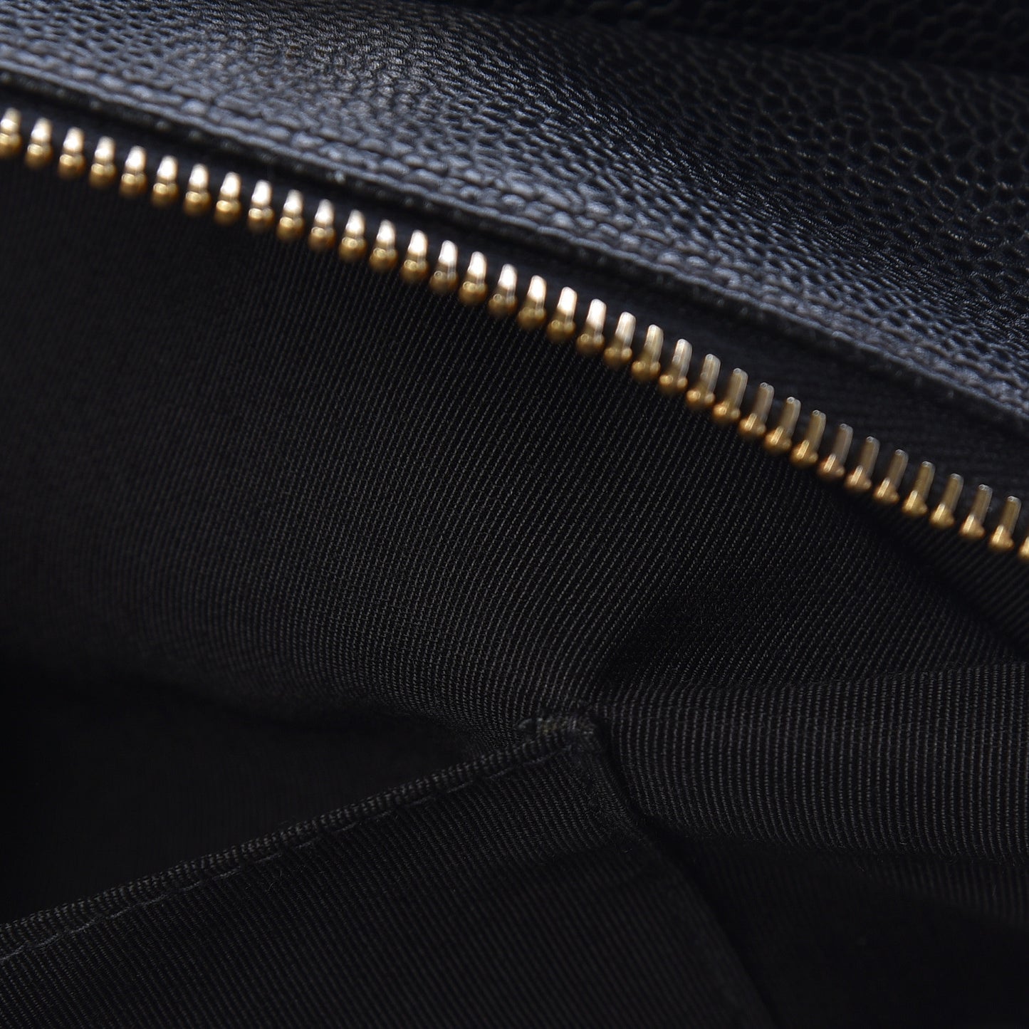 Caviar Quilted Grand Timeless Tote GTT Black