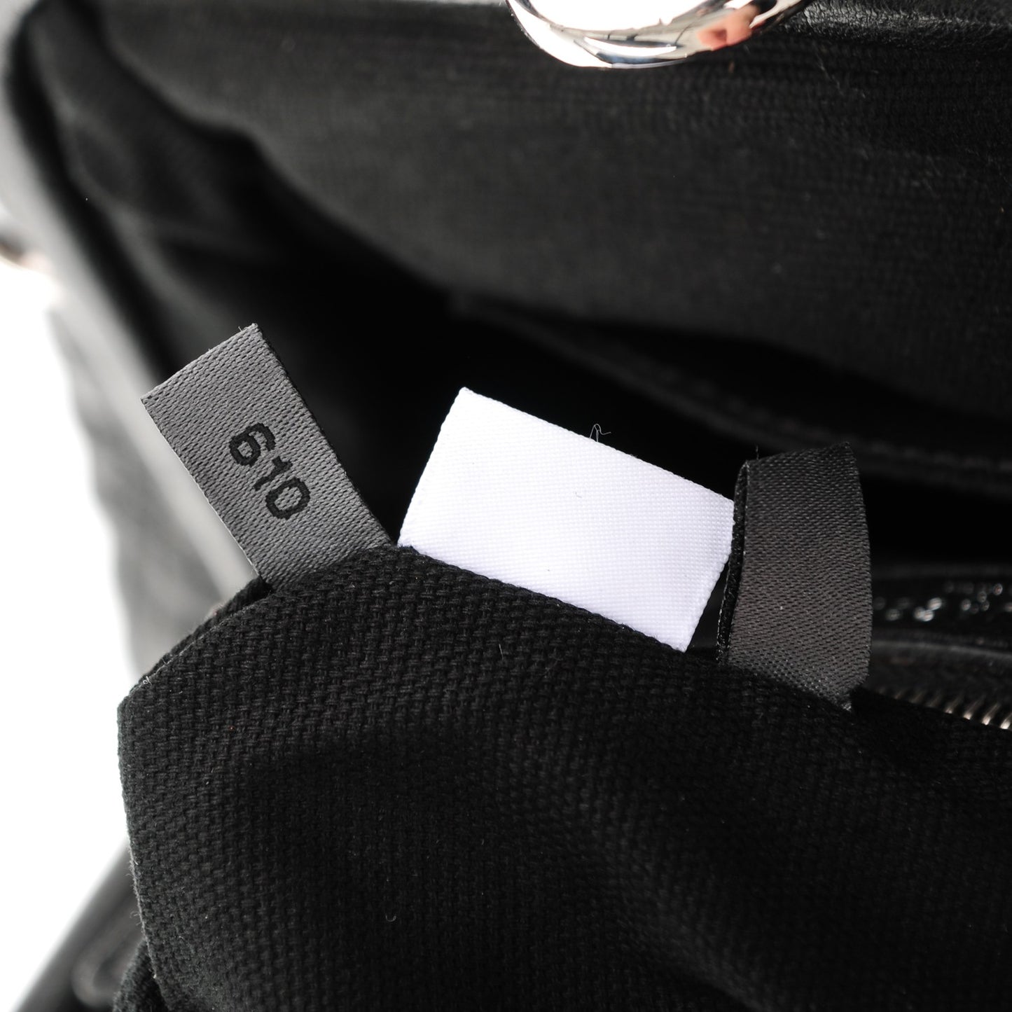 Calfskin Quilted Stam Black