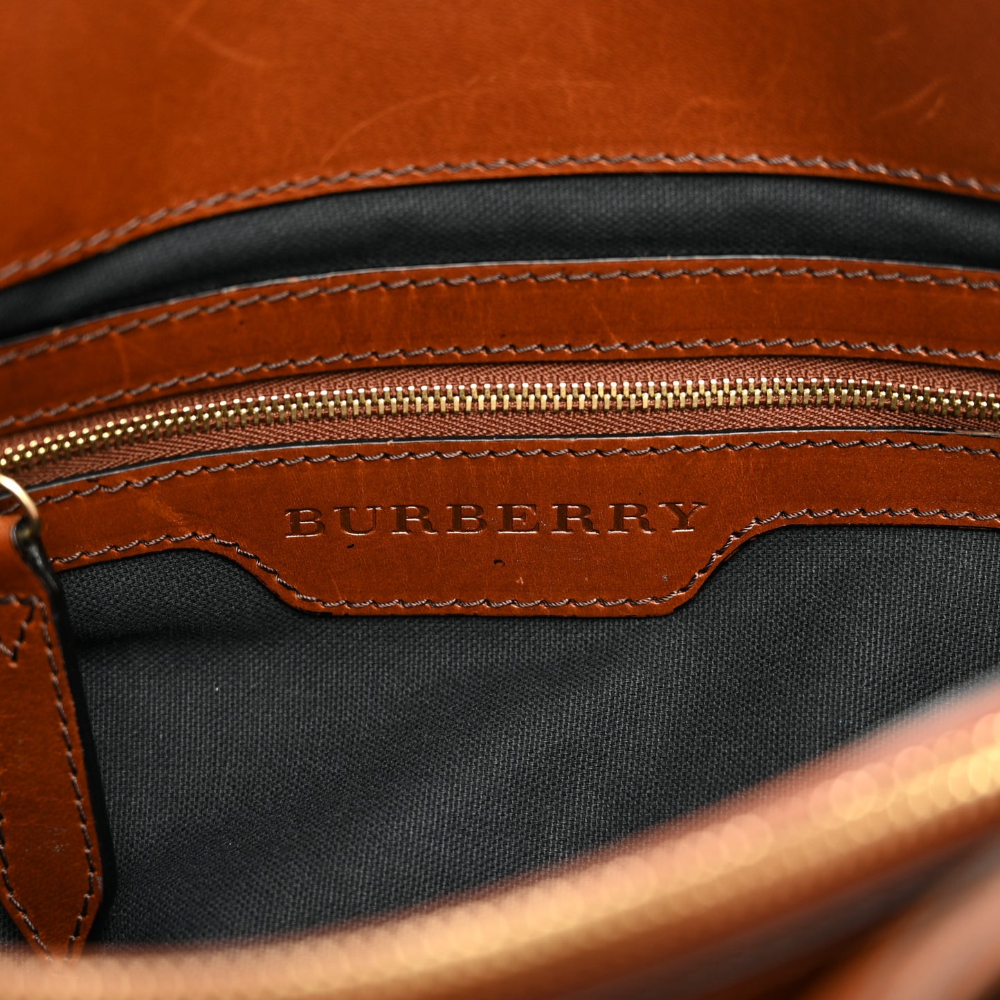 House Check Bridle Calfskin Medium Lynher Tote Dark Tan