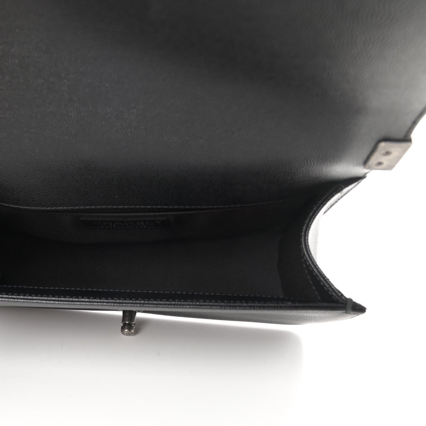 Caviar Quilted Medium Boy Flap Black