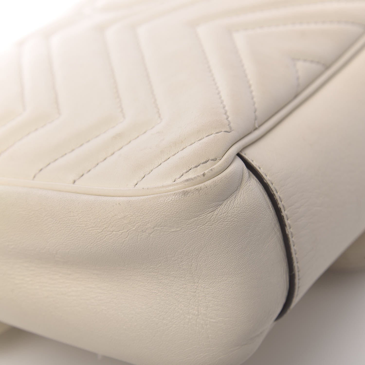 Gucci Calfskin Matelasse Medium GG Marmont Shoulder Bag White 16 of 23