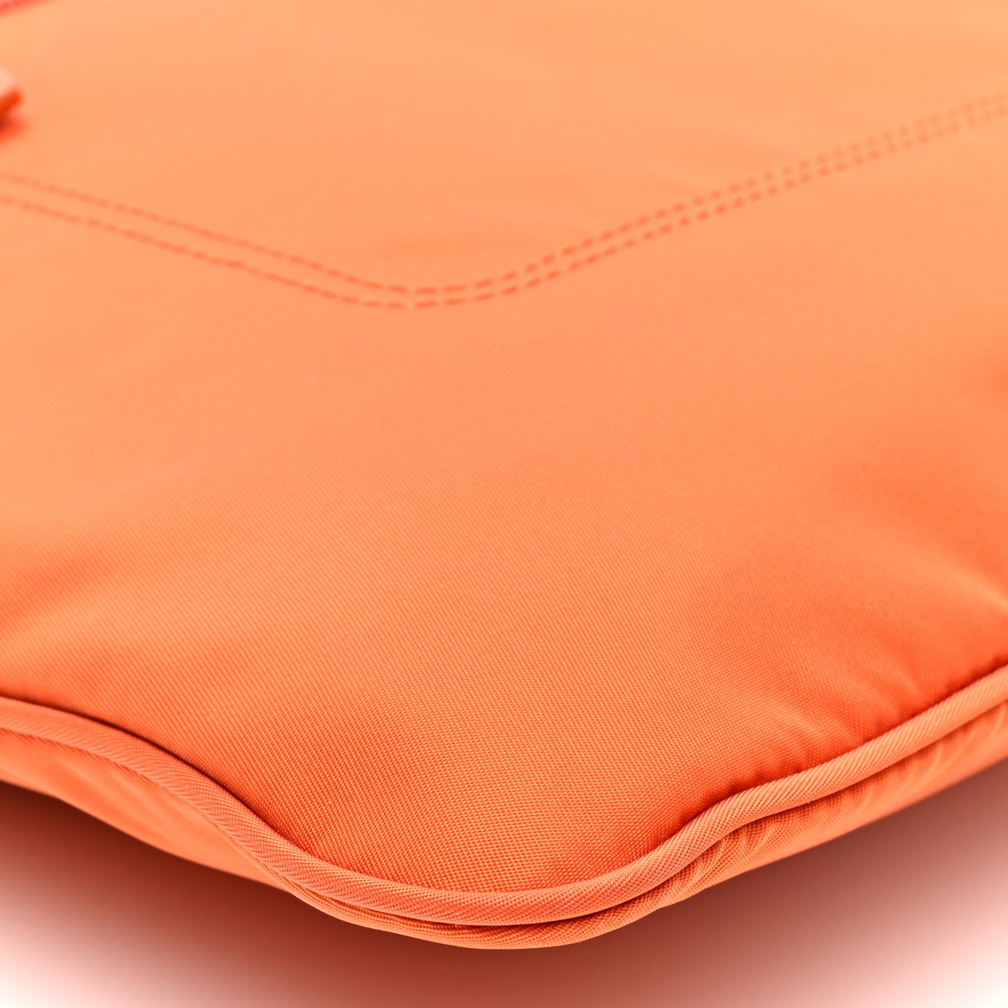 Tessuto Nylon Saffiano Flat Messenger Bag Papaya