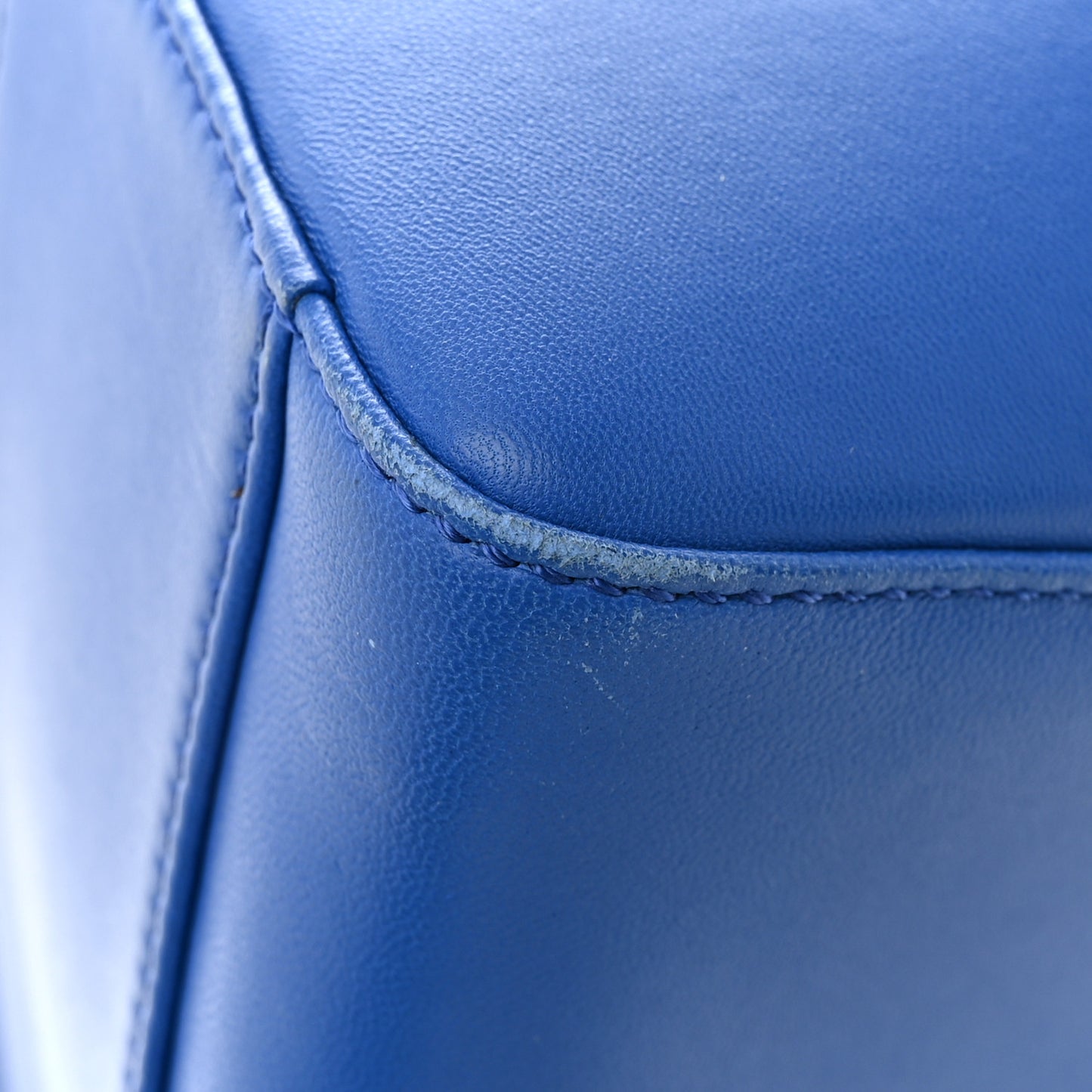 Nappa Mini Peekaboo Iconic Satchel Bleuette