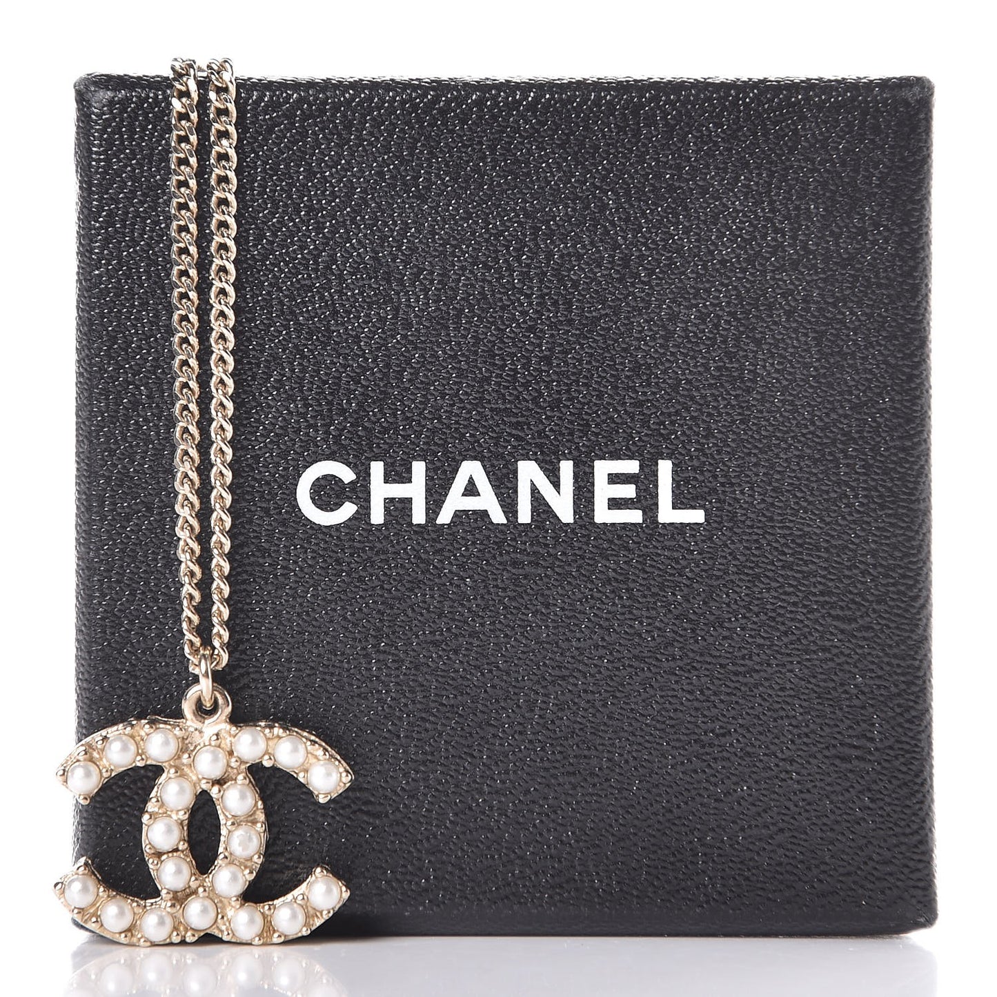 Pearl CC Pendant Necklace Light Gold