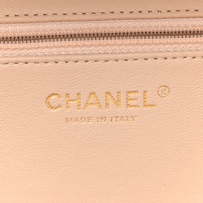 Chanel Caviar Quilted Large CC Filigree Vanity Case White 7 of 13