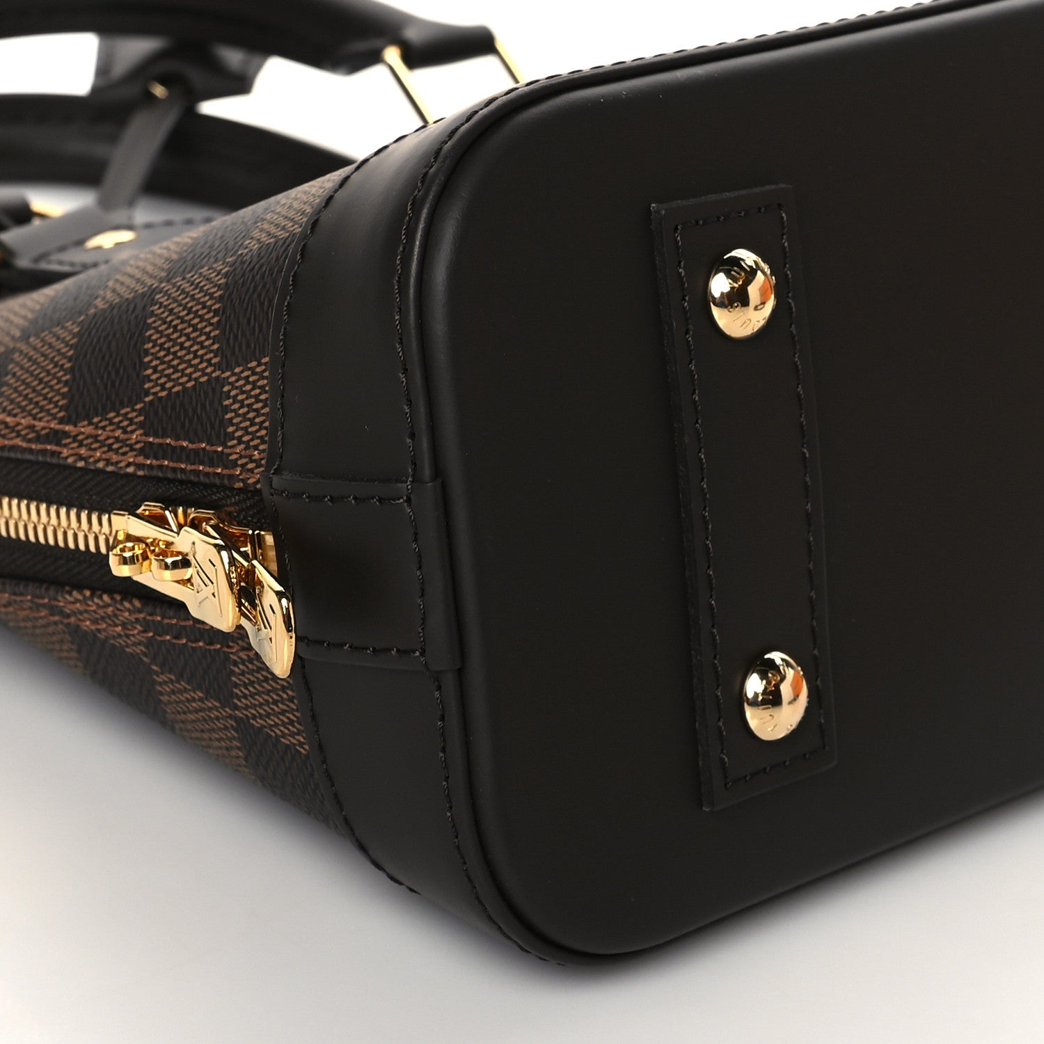 Louis Vuitton Damier Ebene Alma BB 8 of 10