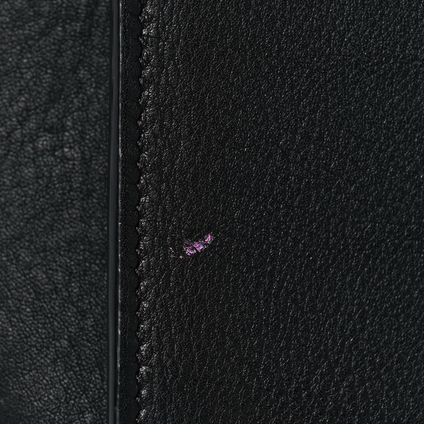 Supple Calfskin Large Phantom Luggage Black