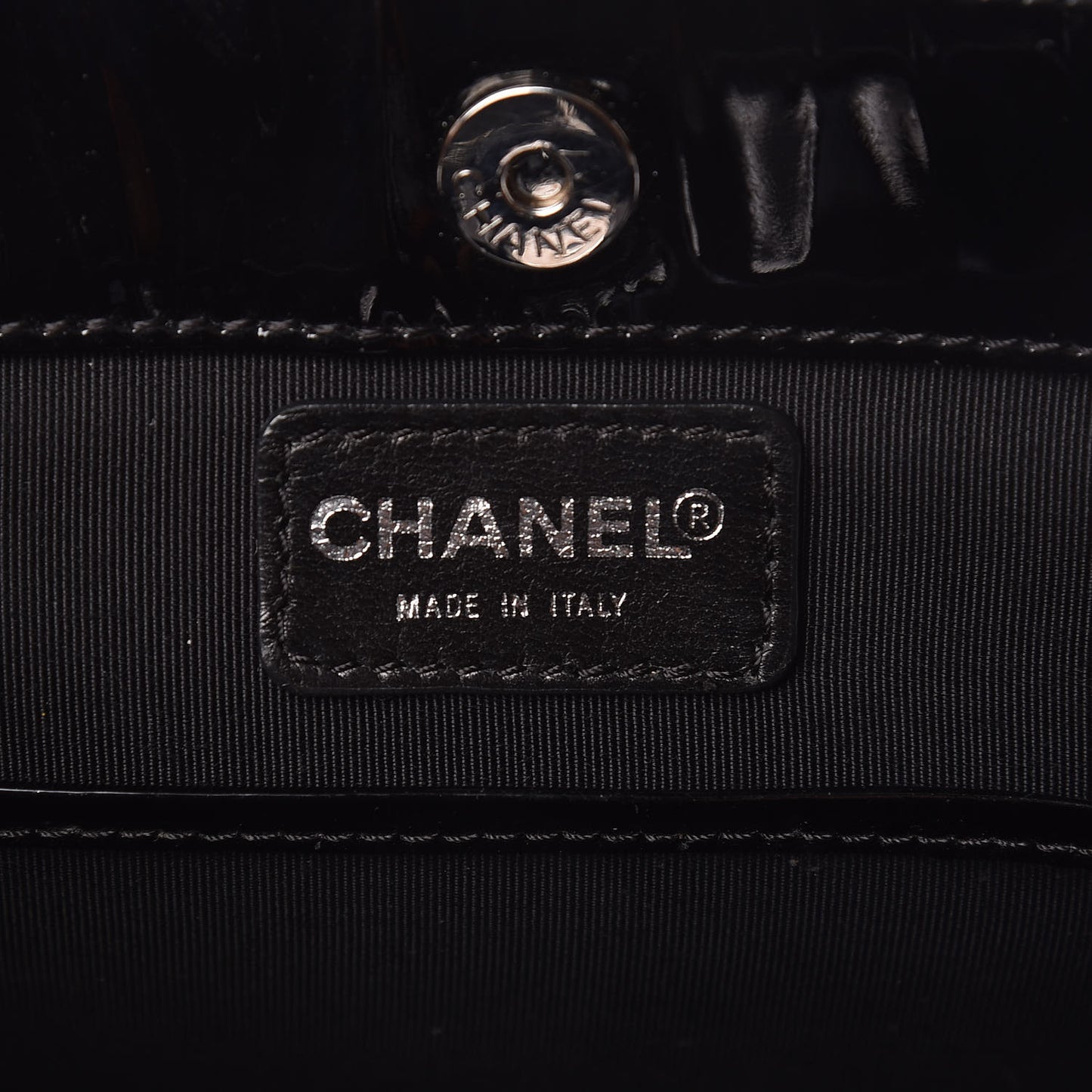Vinyl CC Wristlet Black