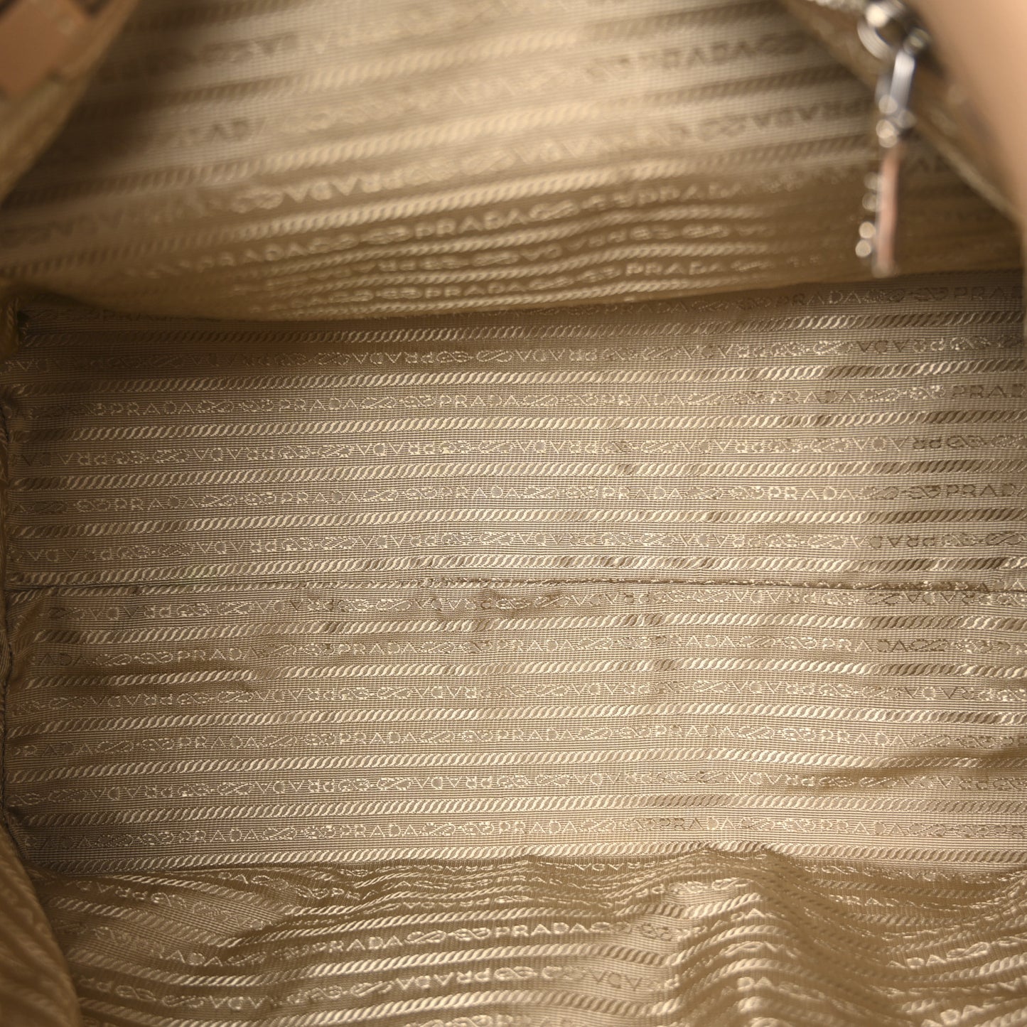 Soft Calf Chain Tote Sughero