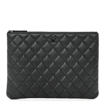 Chanel Pearly Lambskin Quilted Medium Cosmetic Case So Black 1 of 8