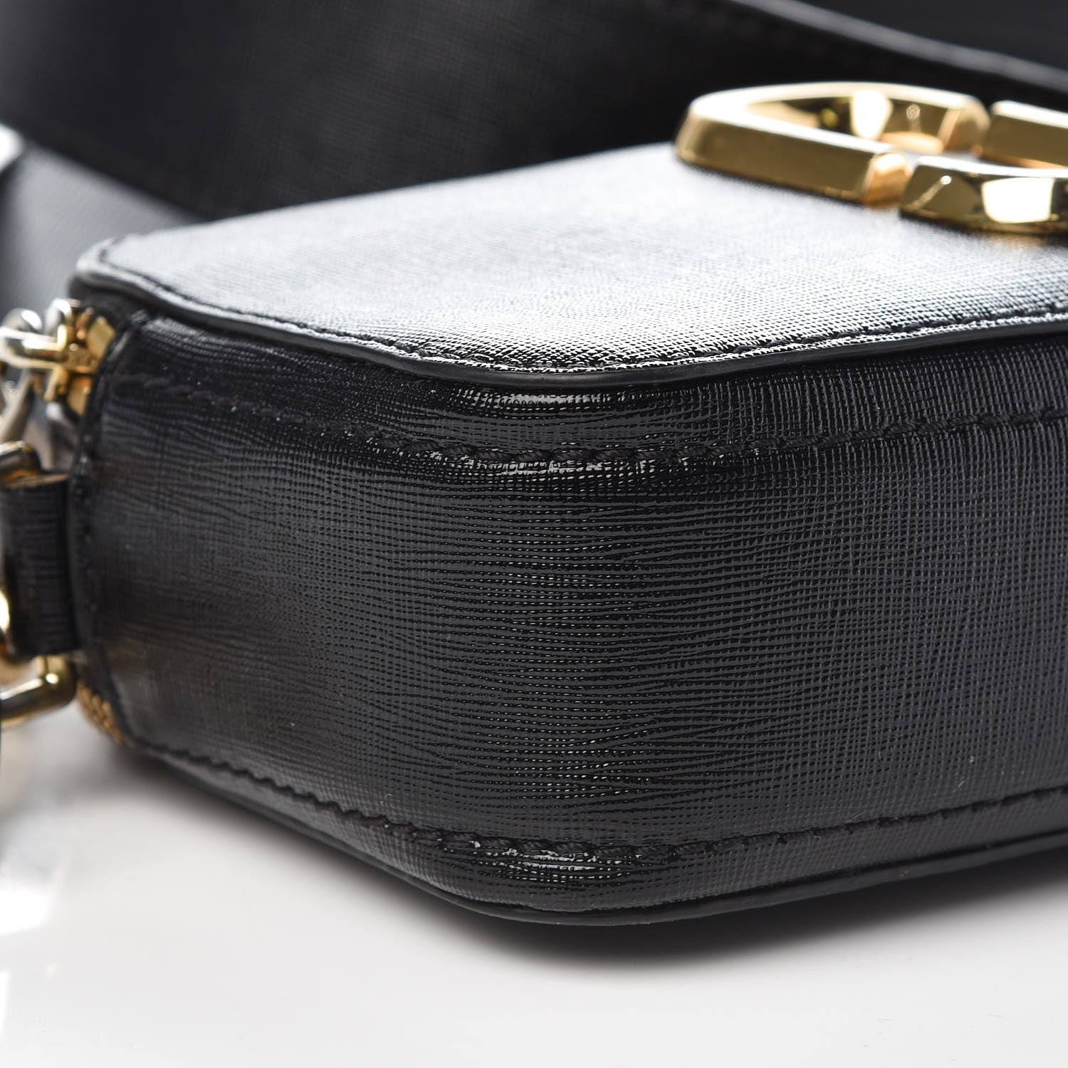 Marc Jacobs Saffiano Snapshot Camera Bag Black 10 of 11