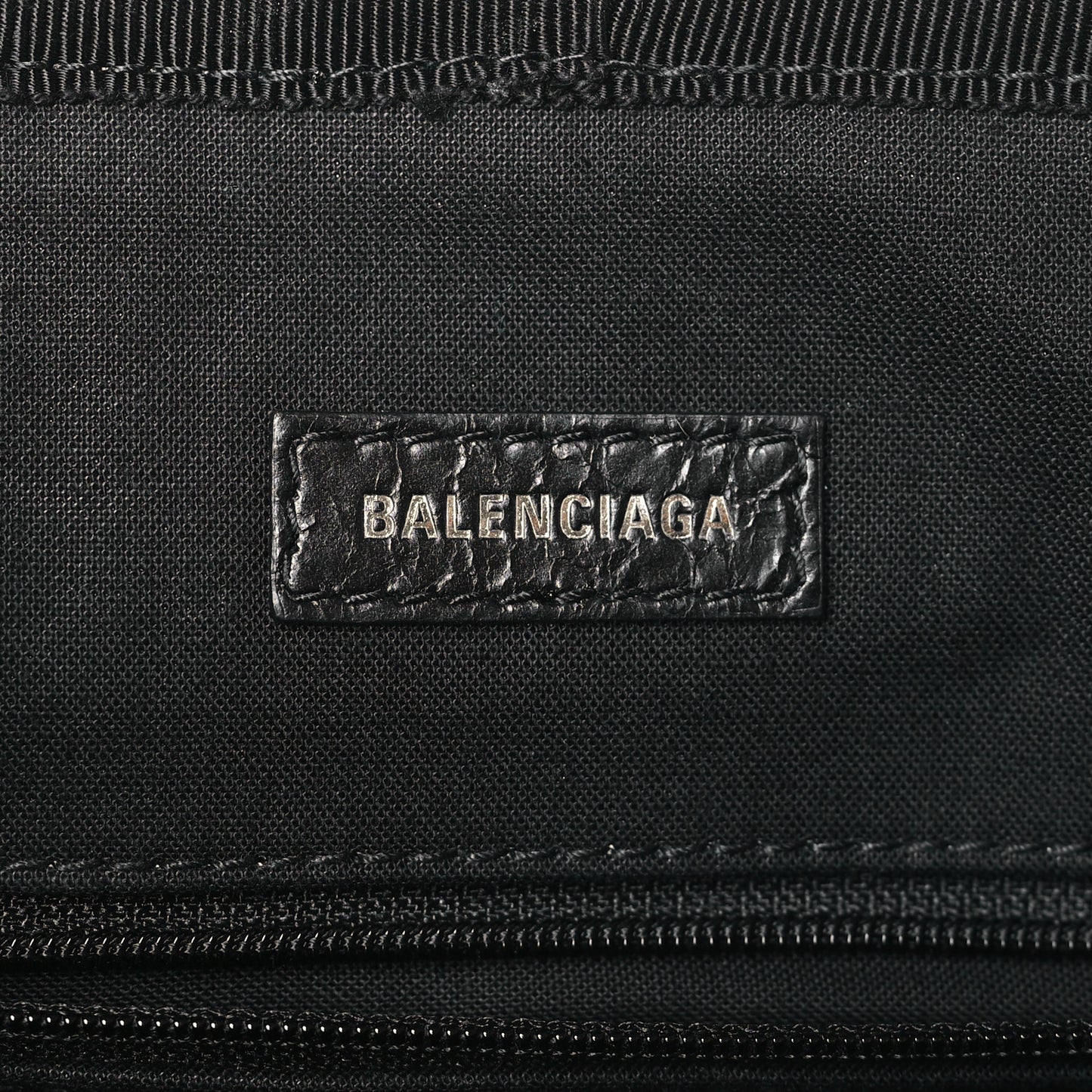 Agneau Arena Small Explorer Messenger Bag Black