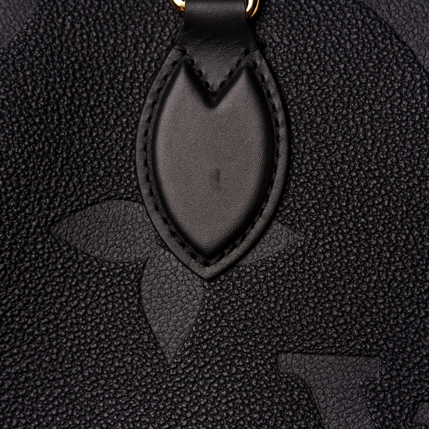 Empreinte Monogram Giant Onthego MM Black