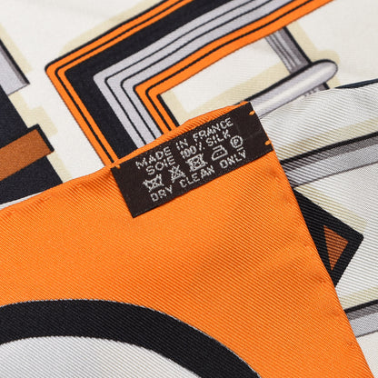 Hermes Silk Carré en Boucles Scarf 90 Créme Orange Marron 4 of 4
