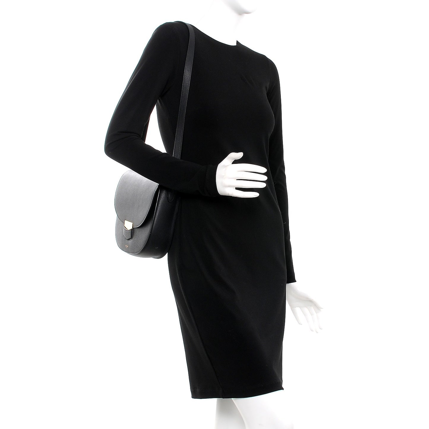 Grained Calfskin Medium Trotteur Black