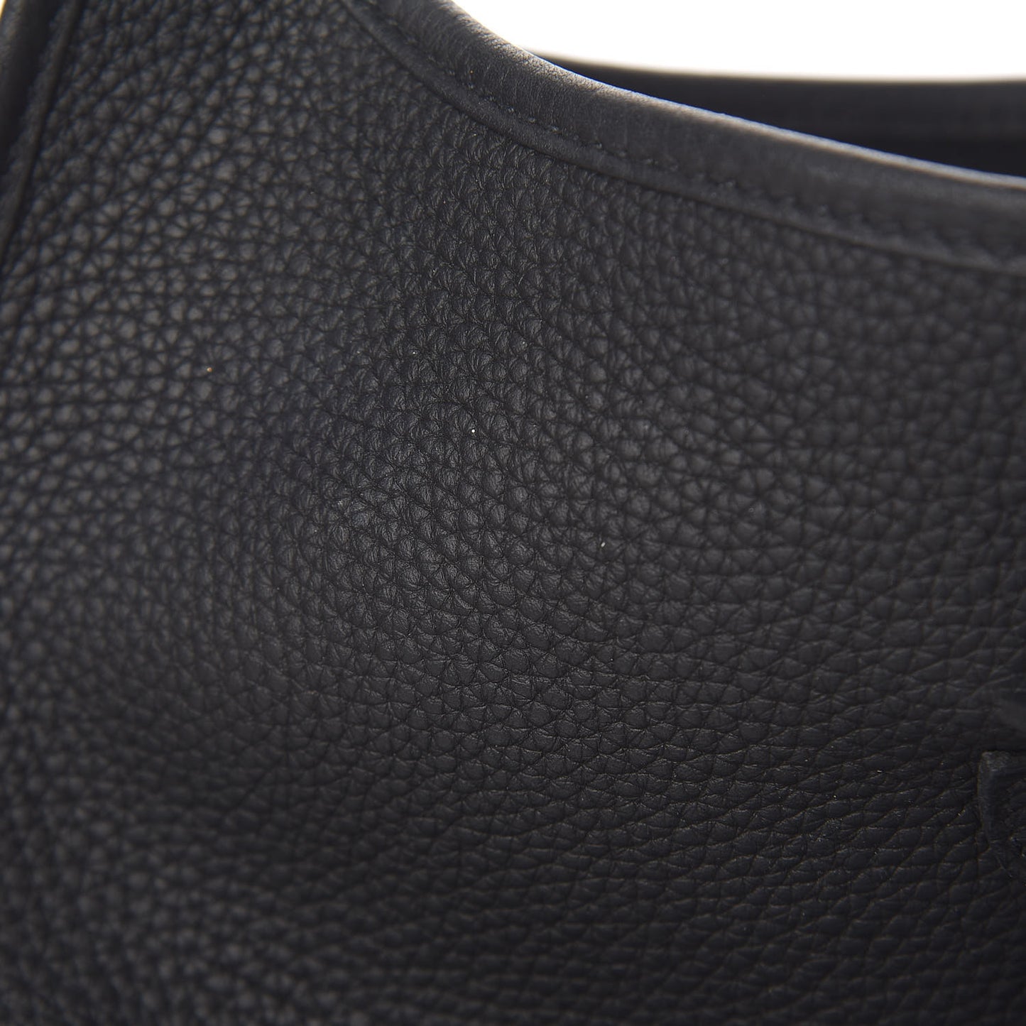 Taurillon Clemence Evelyne III PM Black