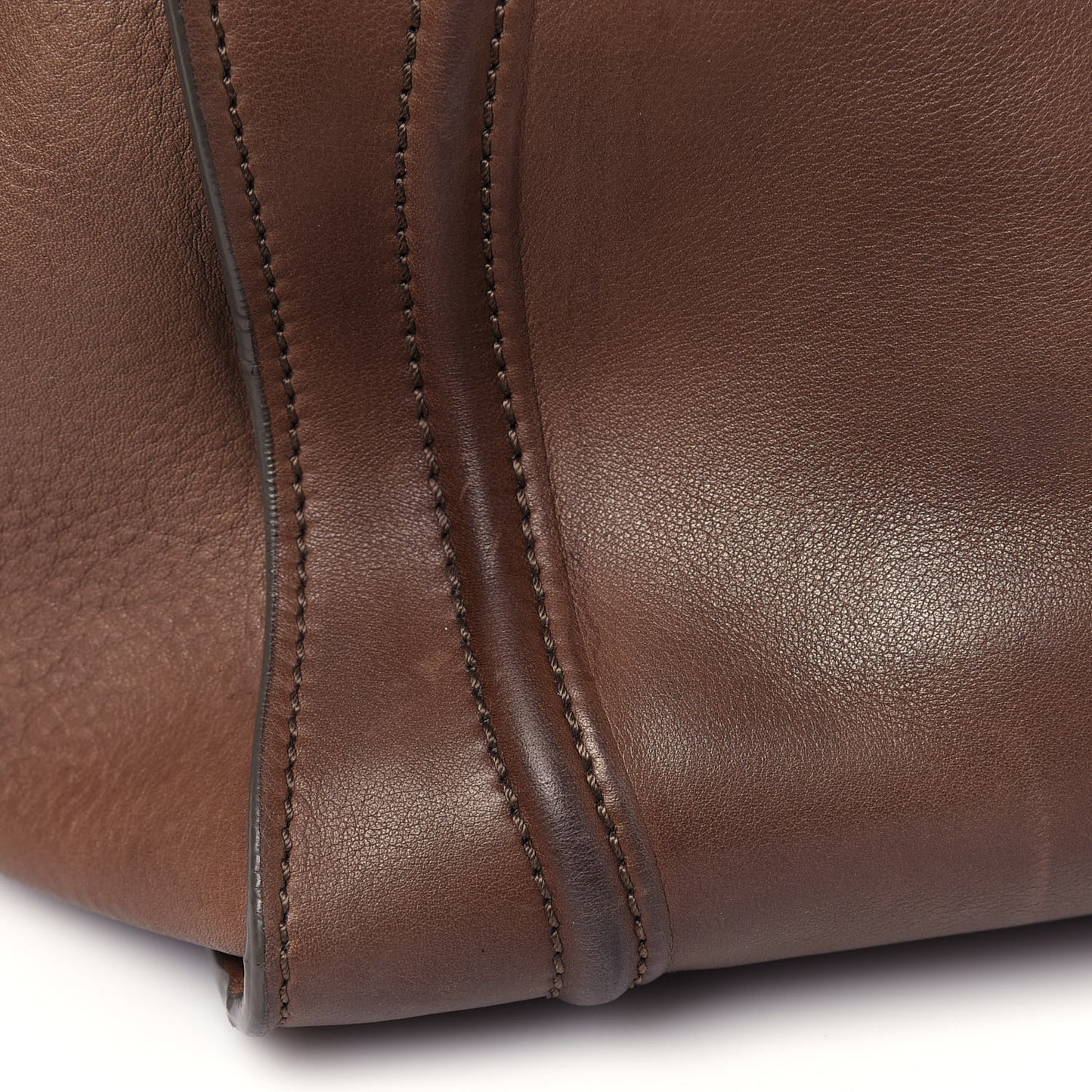 Supple Calfskin Medium Phantom Luggage Taupe