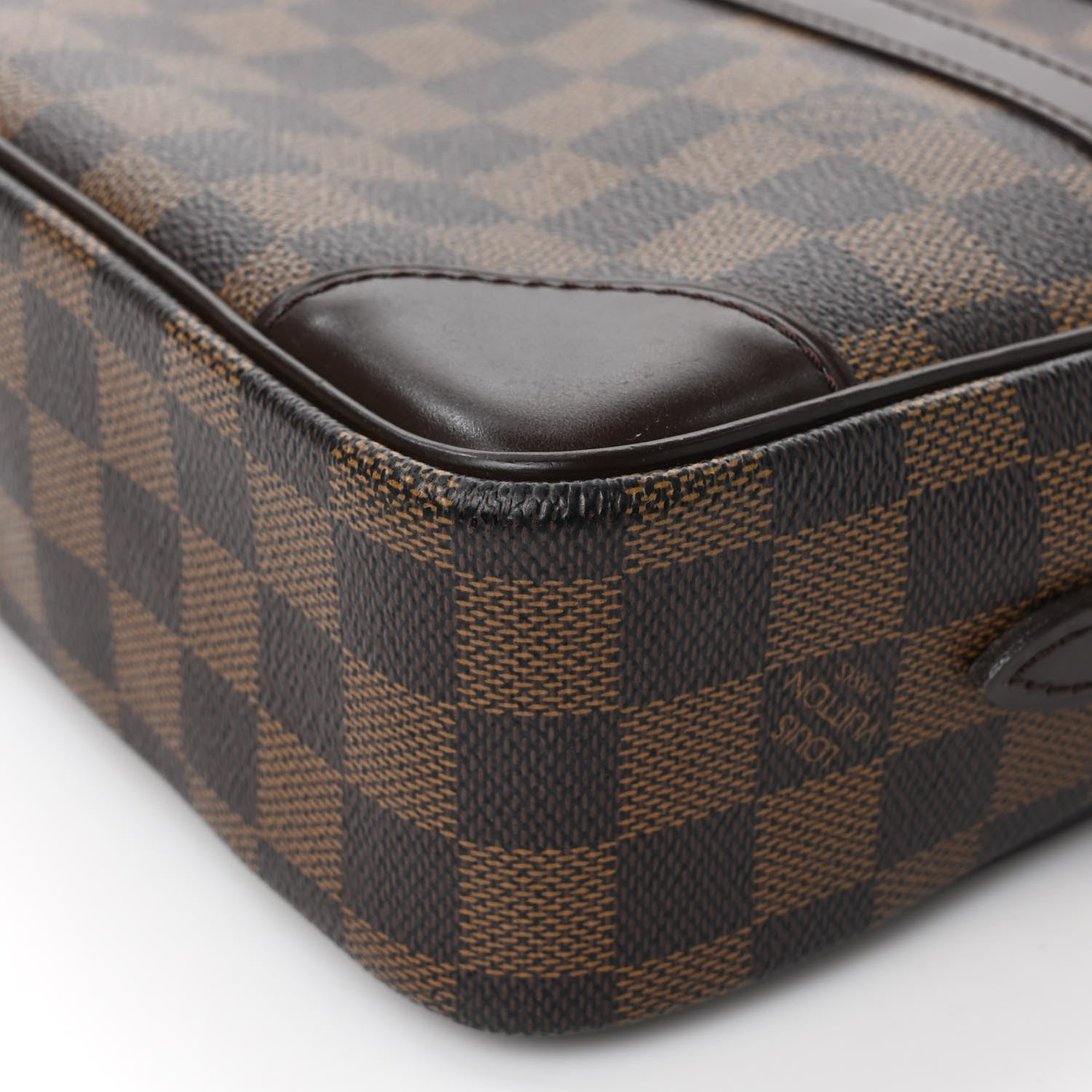 Louis Vuitton Damier Ebene Trocadero 27 8 of 8