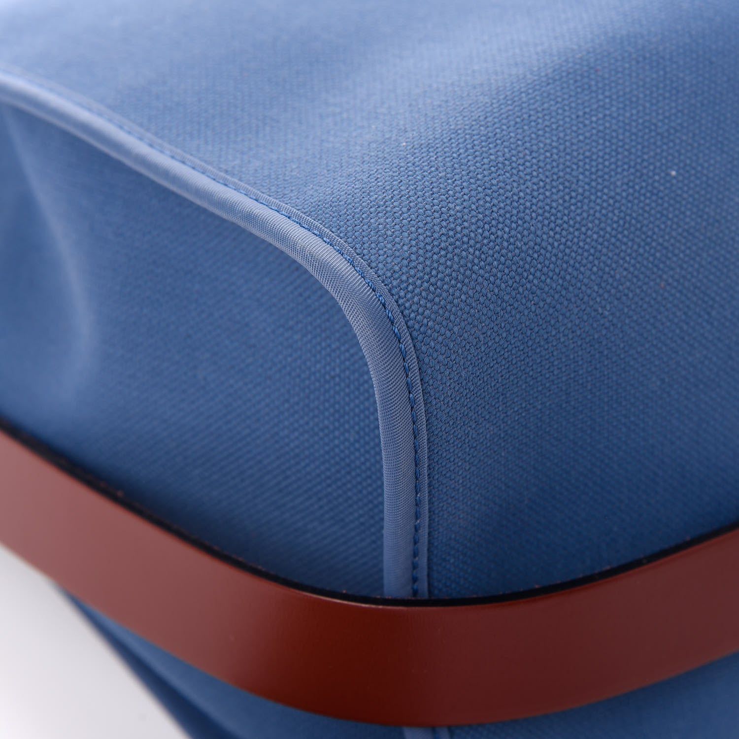 Hermes Toile Vache Hunter Herbag Zip 39 MM Bleu Orage Rouge H 16 of 16