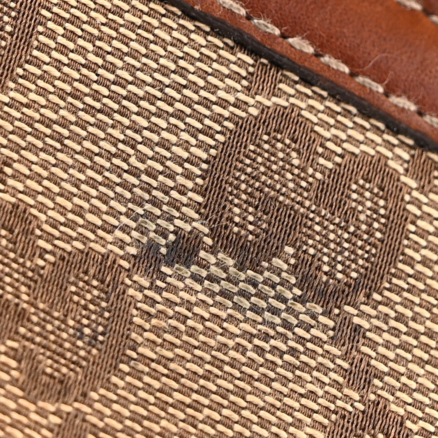 Guccissima Wave Continental Wallet Beige Ebony Brown Sugar