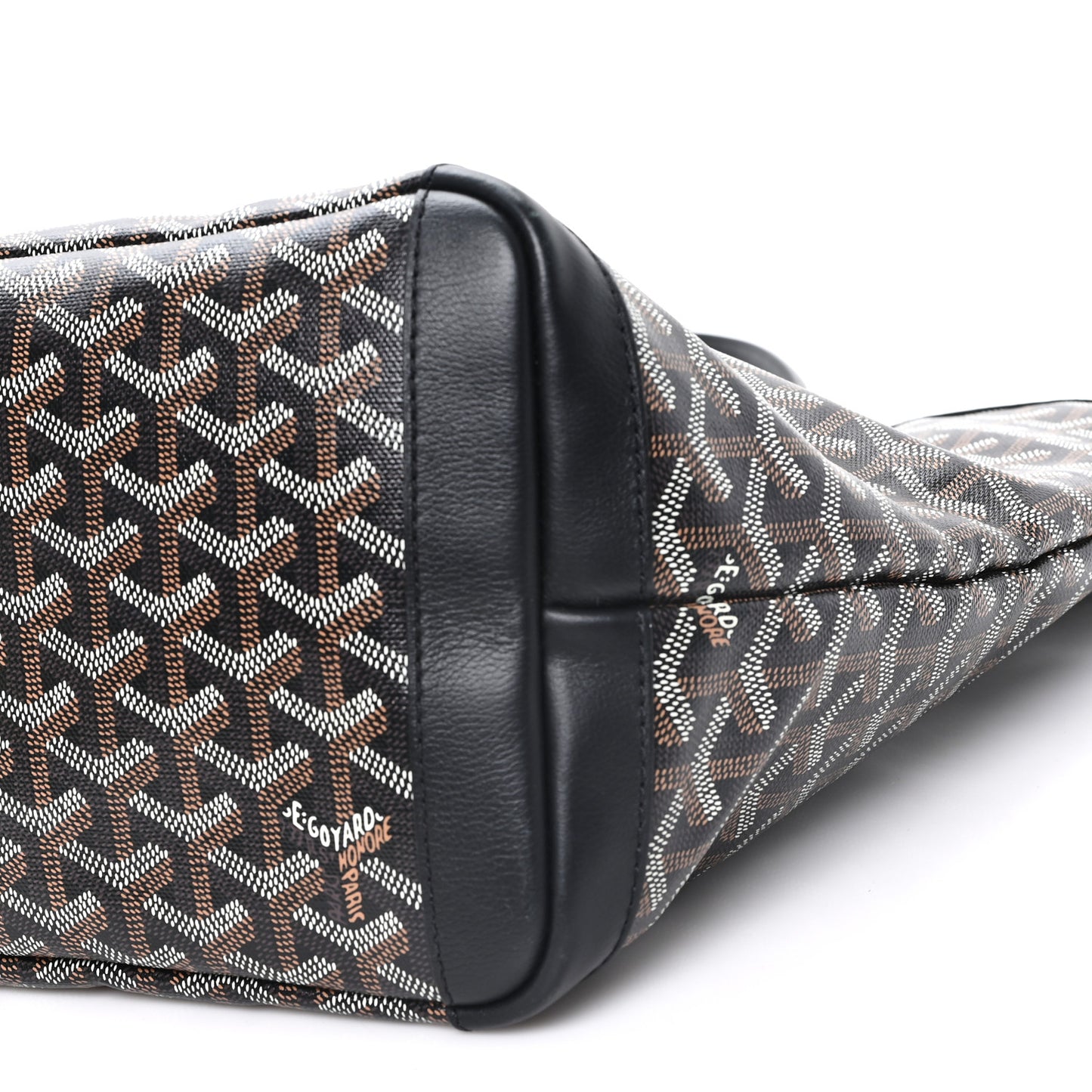 Goyardine Artois GM Black