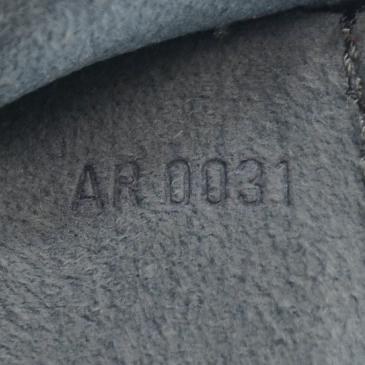 Louis Vuitton Epi Pochette Accessories 24 Black 6 of 8