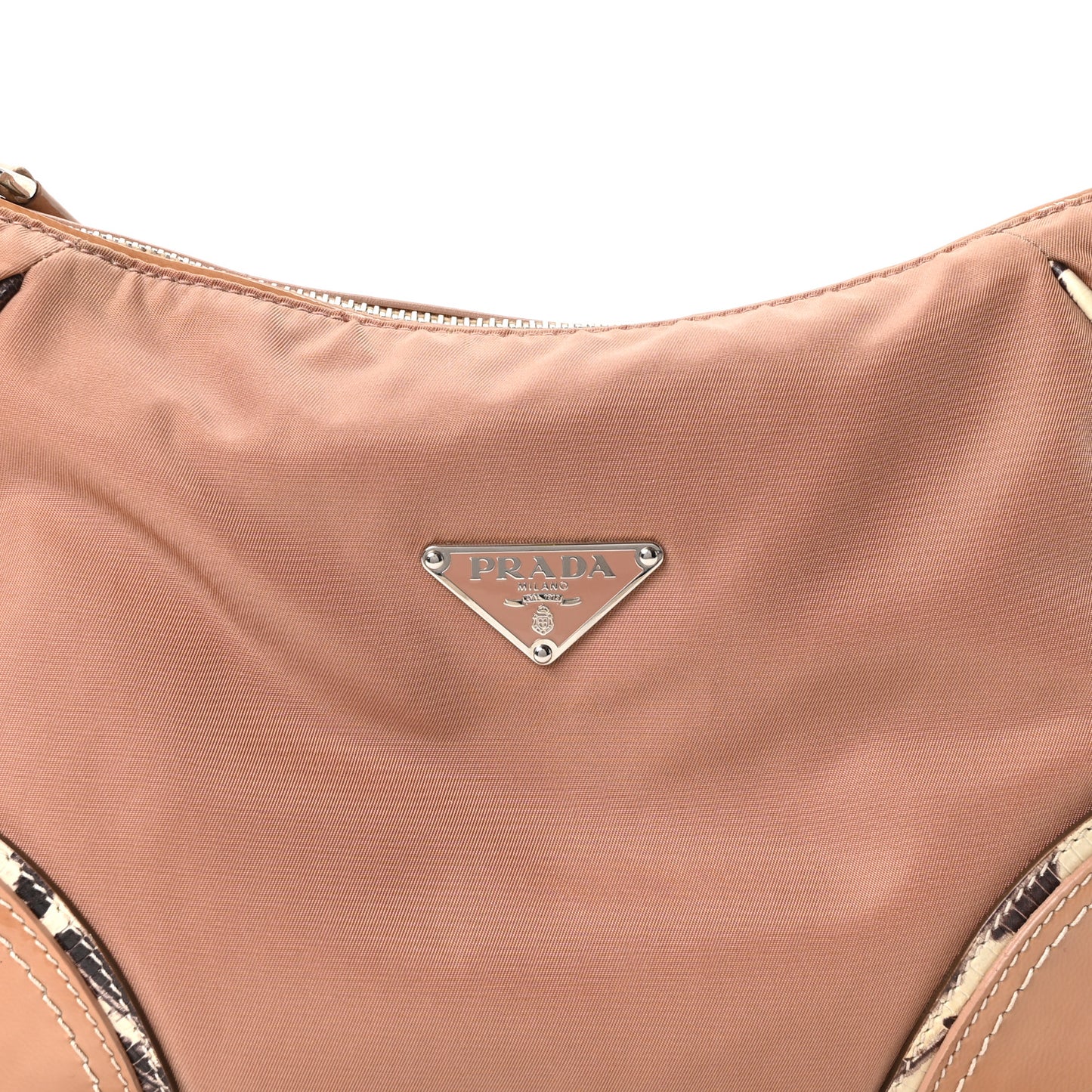 Tessuto Vernice Shoulder Bag Cipria