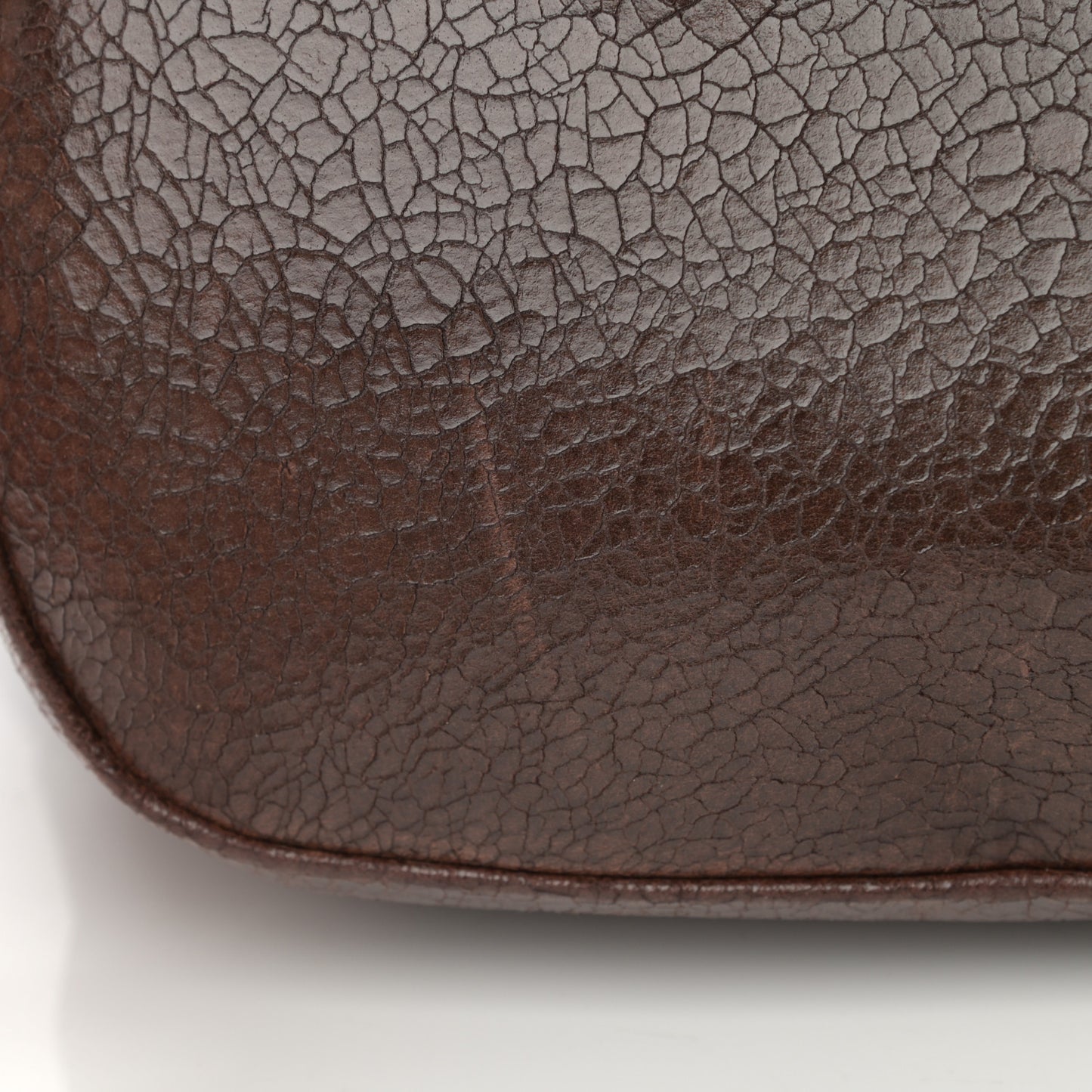 Crackled Calfskin Medium Nightingale Brown