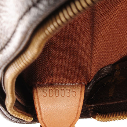 Louis Vuitton Monogram Cabas Mezzo 6 of 7