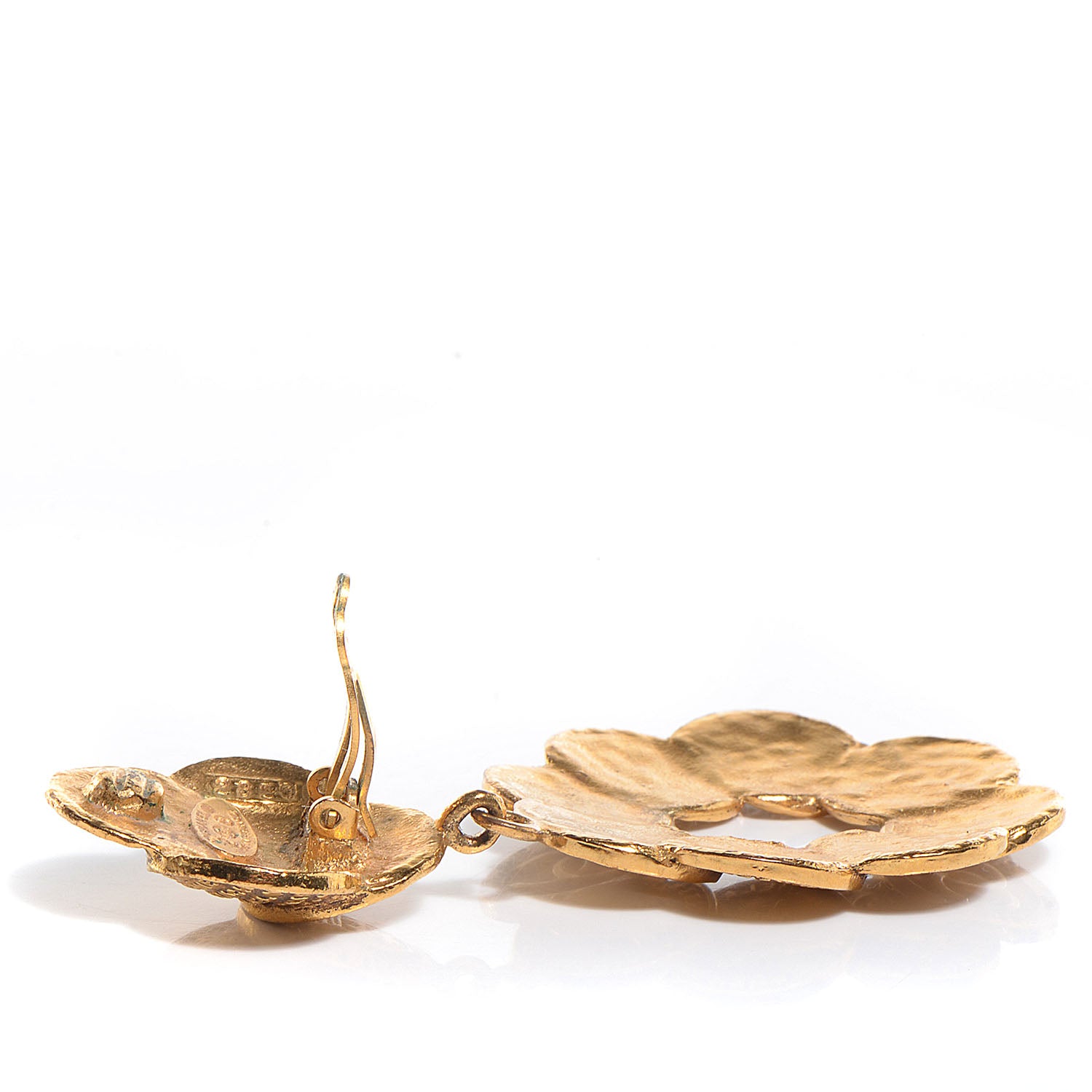 Chanel CC Hammered Round Clip On Earrings Gold 3 of 5