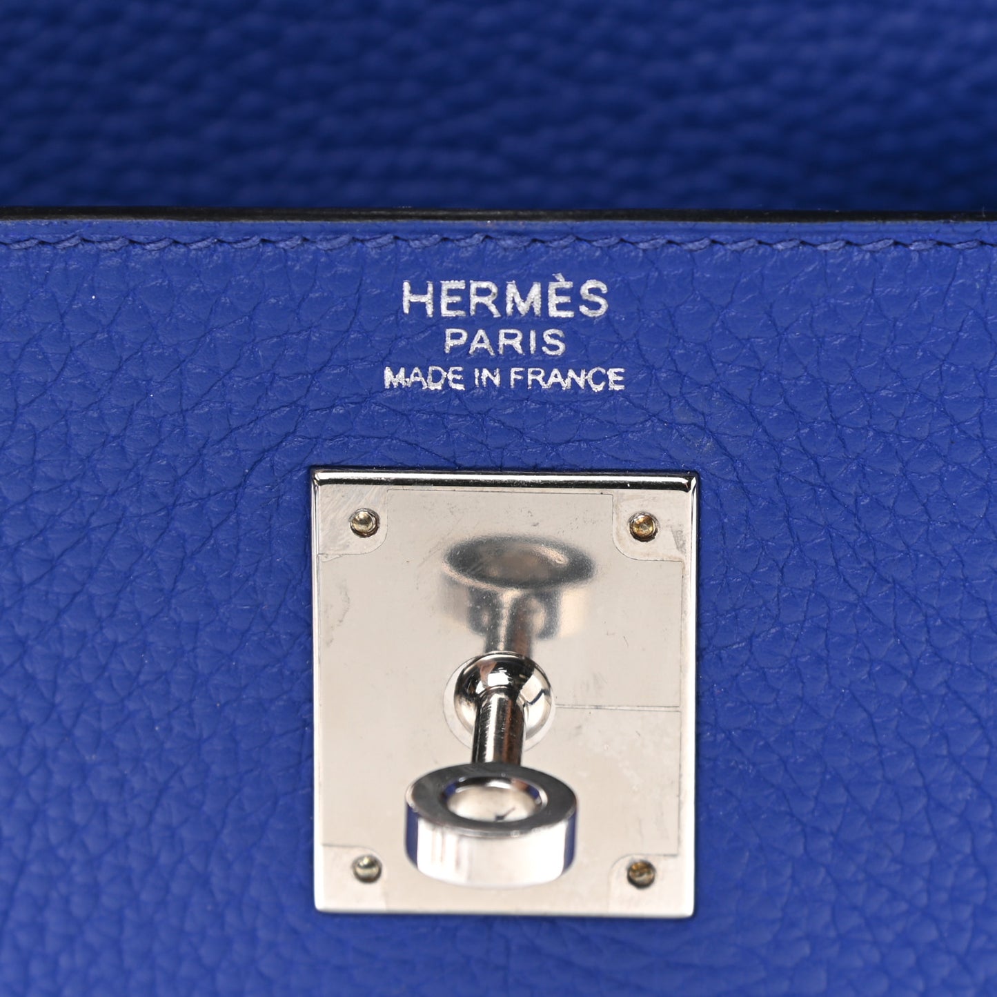 Togo Kelly Retourne 32 Bleu Electrique