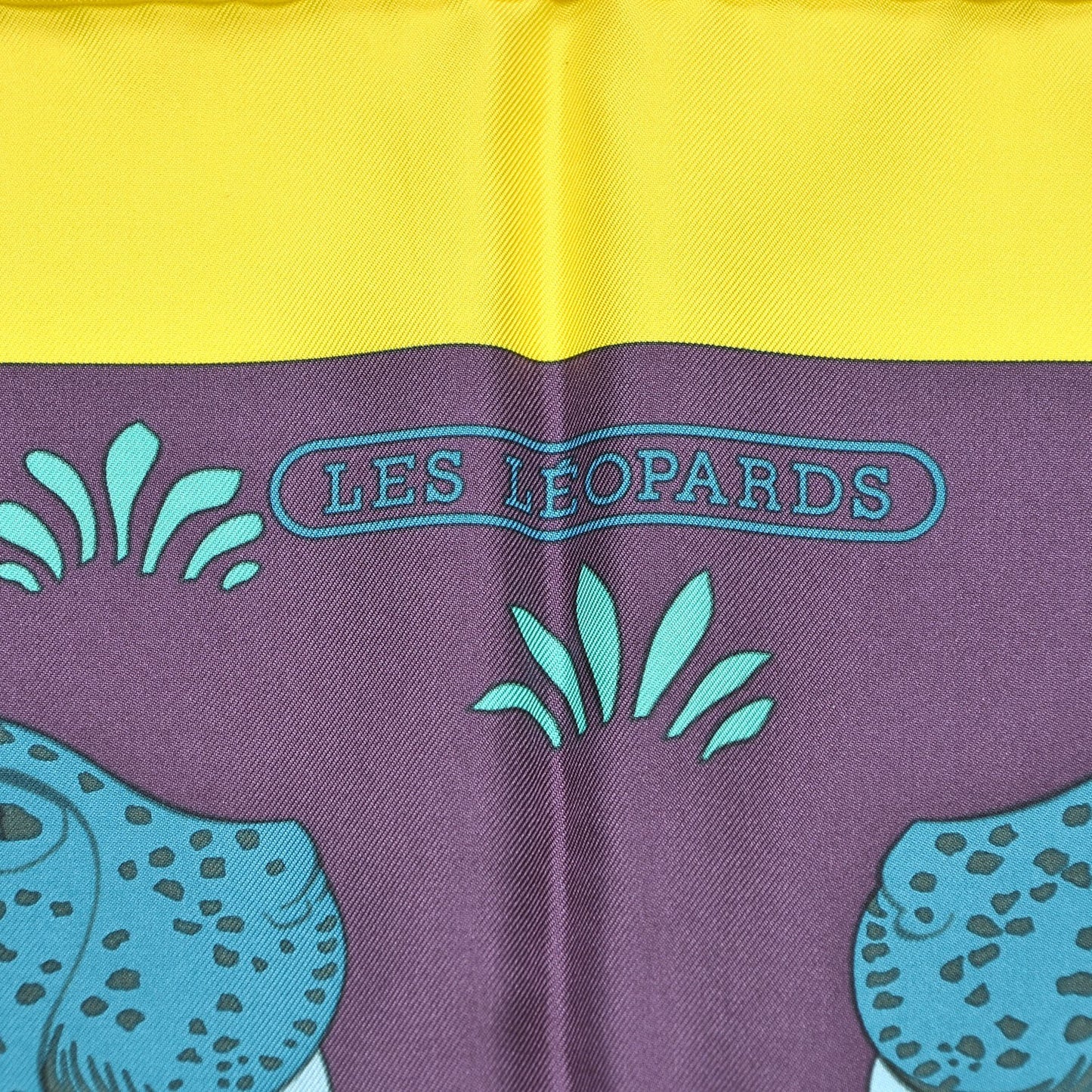Silk Les Leopards Scarf 90 Jaune Vif Marine Canard