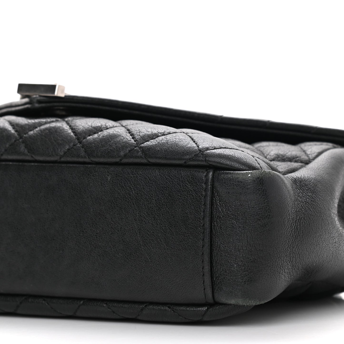 Sheepskin Tri-Quilt Monogram Medium College Bag Black