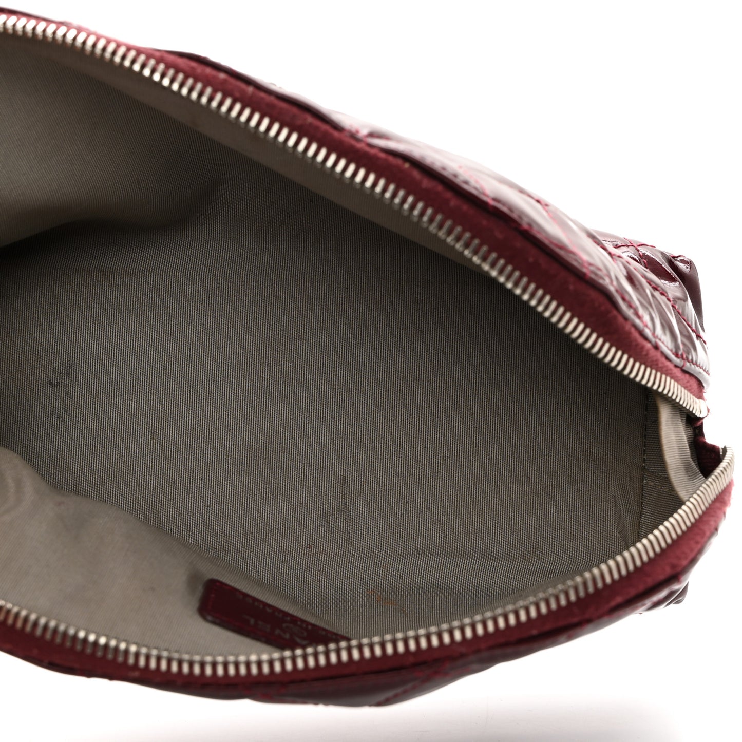 Patent Quilted Brilliant Cosmetic Case Dark Red