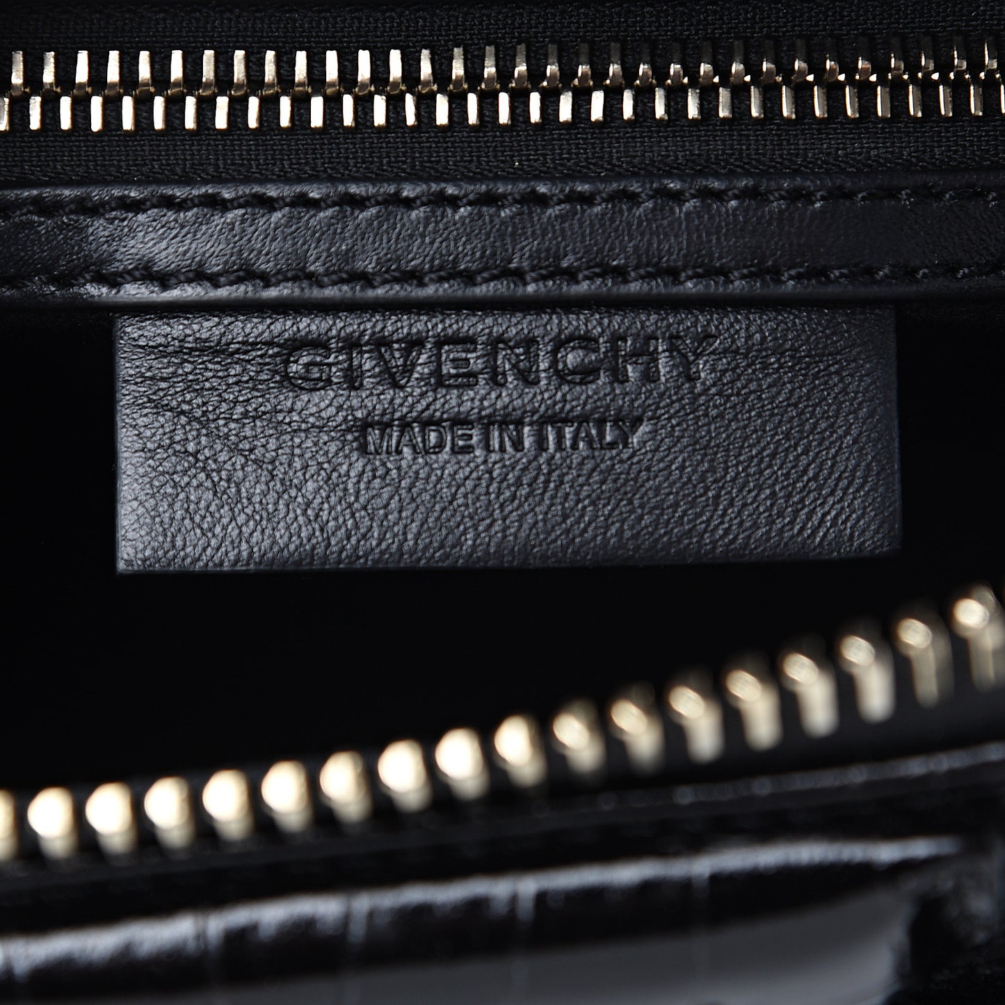 Calfskin Crocodile Embossed Mini Antigona Black