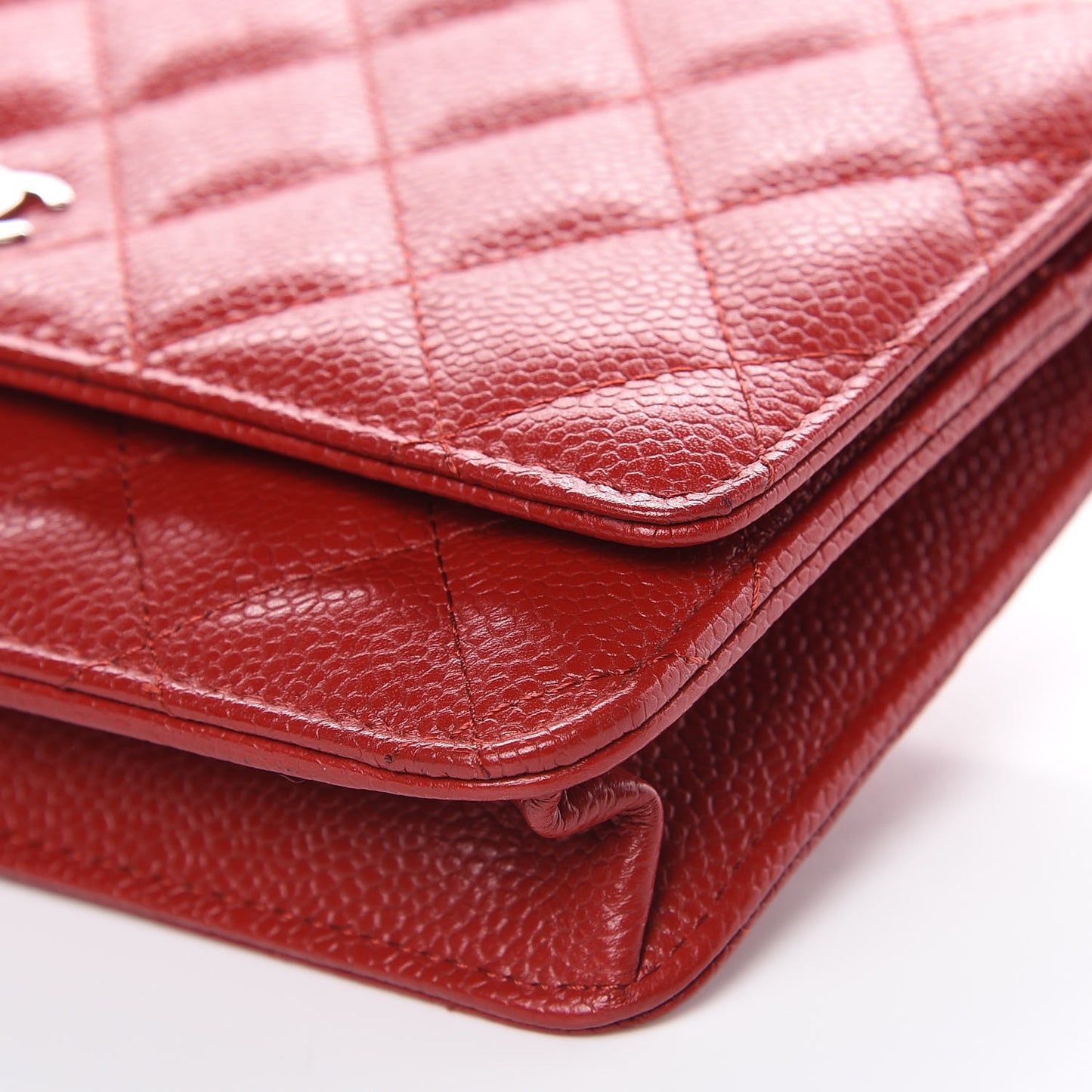 Caviar Quilted Wallet on Chain WOC Red