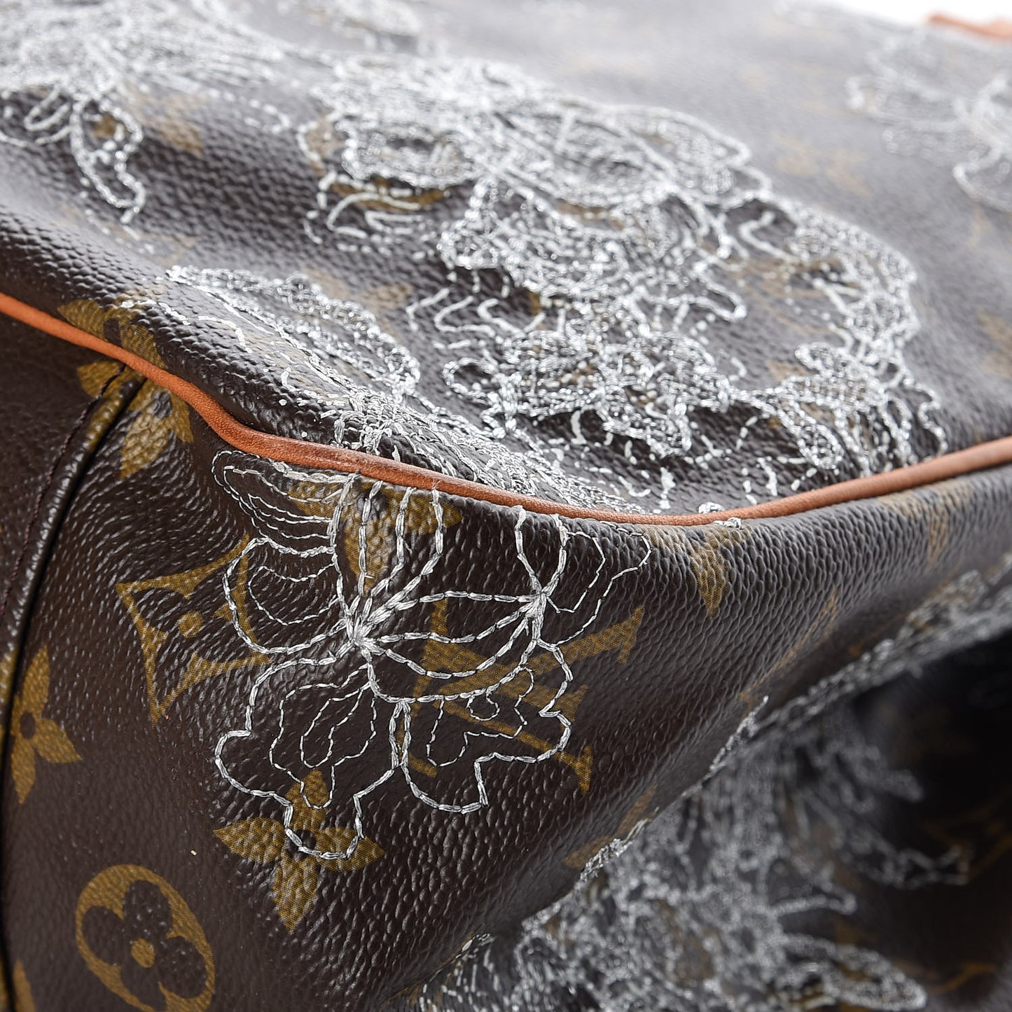 Monogram Dentelle Batignolles Horizontal Silver