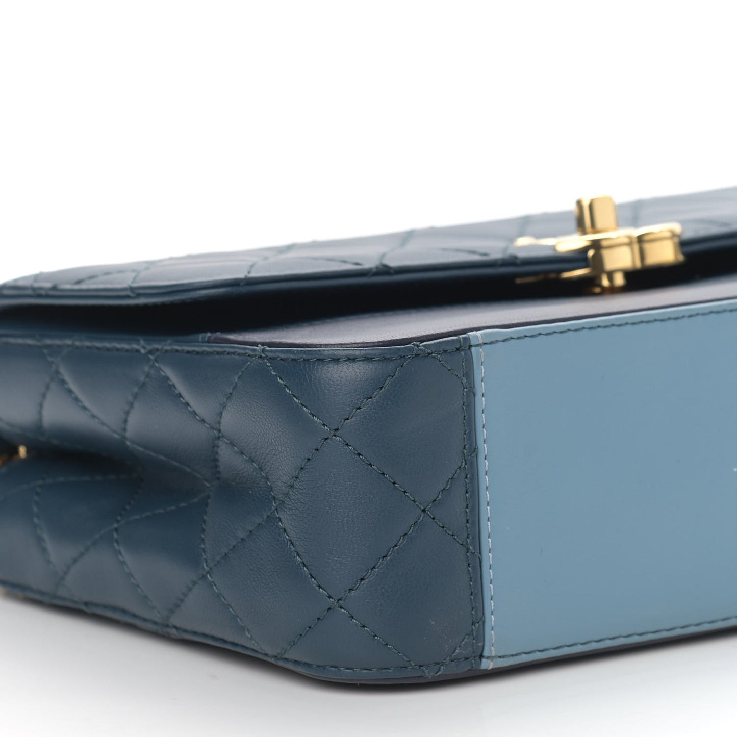 Lambskin Quilted Bi-Color CC Flap Blue