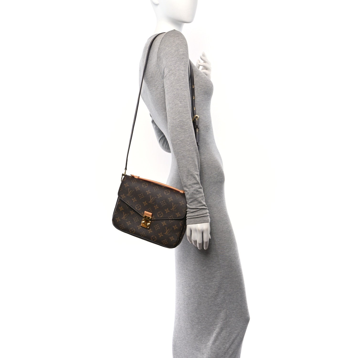 Louis Vuitton Monogram Pochette Metis 2 of 11